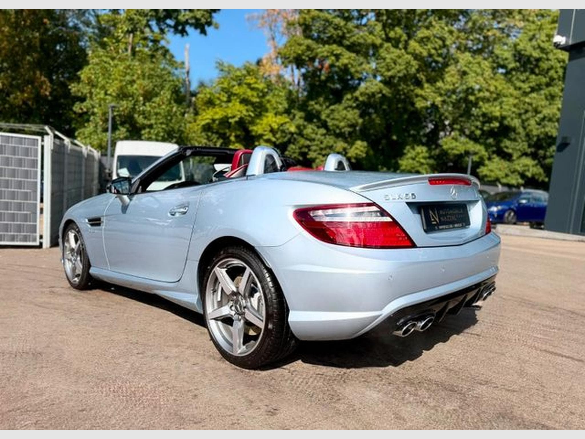 Mercedes SLK 55 AMG SLK 55 AMG MAGIC-SKY*AIRSCARF*BI-XENON+ILS*NAVI* (2013) - Photo 15