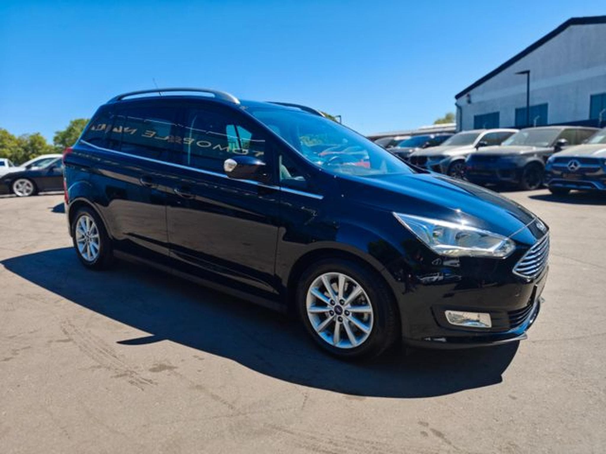Ford C-Max GRAND C-MAX TITANIUM*FACELIFT*1.HAND*7.SITZER* (2015) - Photo 5