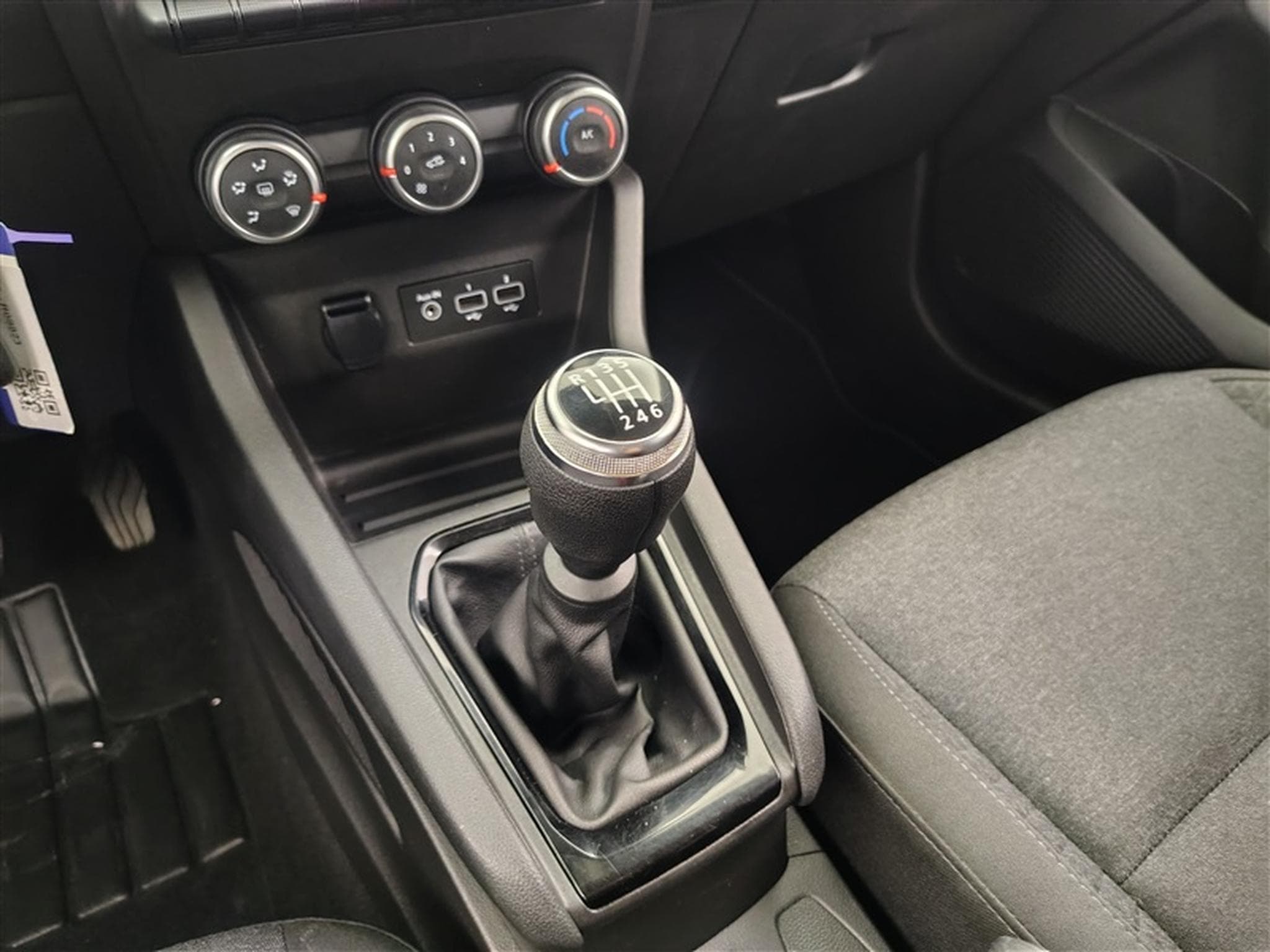 Renault Clio 1.0 TCe 90cv Equilibre APPLECARPLAY / FULL LED (2022) - Photo 12