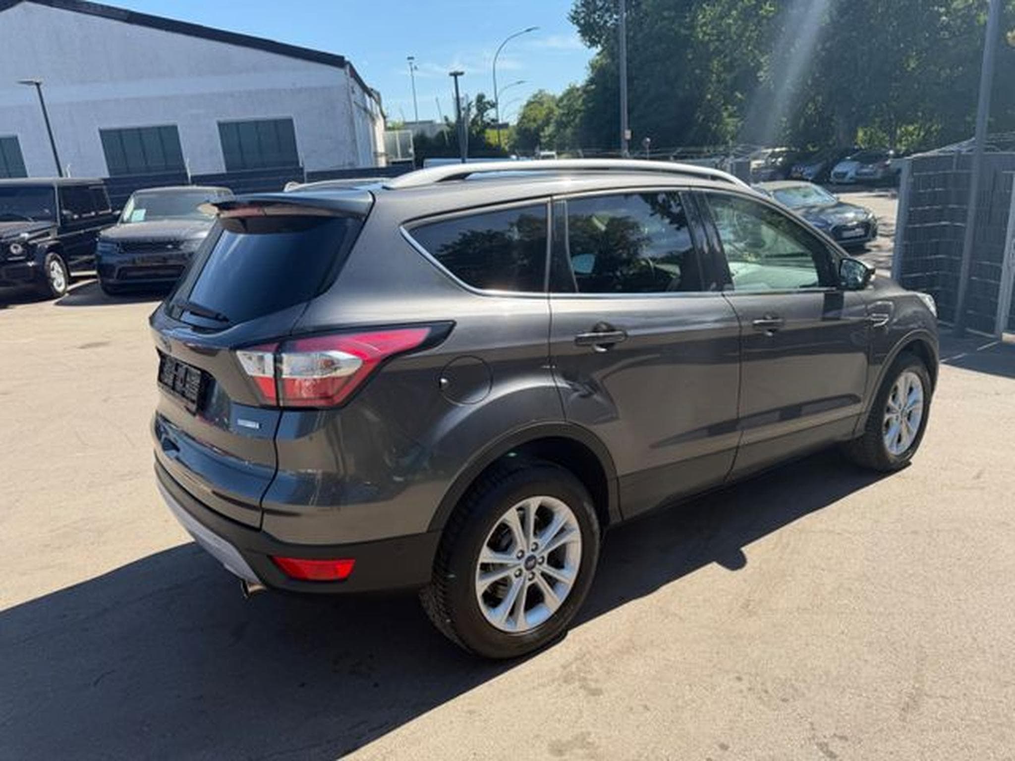 Ford Kuga KUGA TITANIUM*NAVI*KLIMAAUTO.*SHZ*KAMERA* (2017) - Photo 6