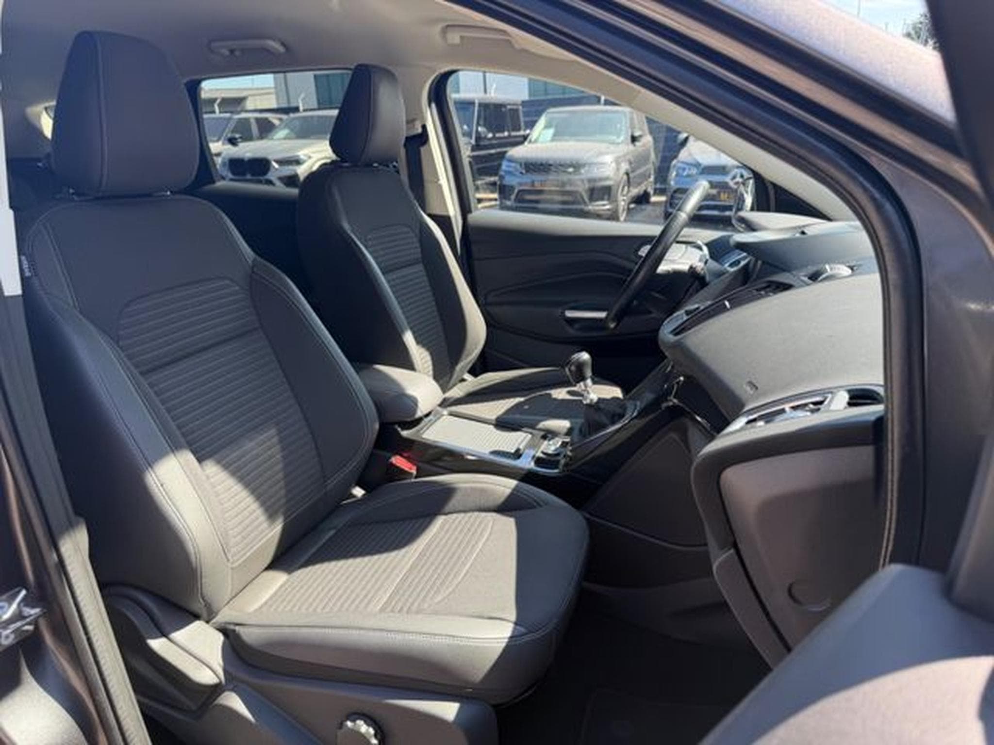 Ford Kuga KUGA TITANIUM*NAVI*KLIMAAUTO.*SHZ*KAMERA* (2017) - Photo 14