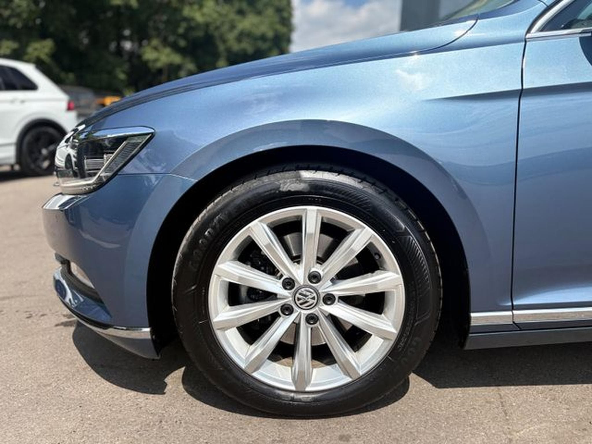 VW Passat PASSAT LIM. HIGHLINE *AUTOMATIK*ALCANTARA*SHZ* (2015) - Photo 13