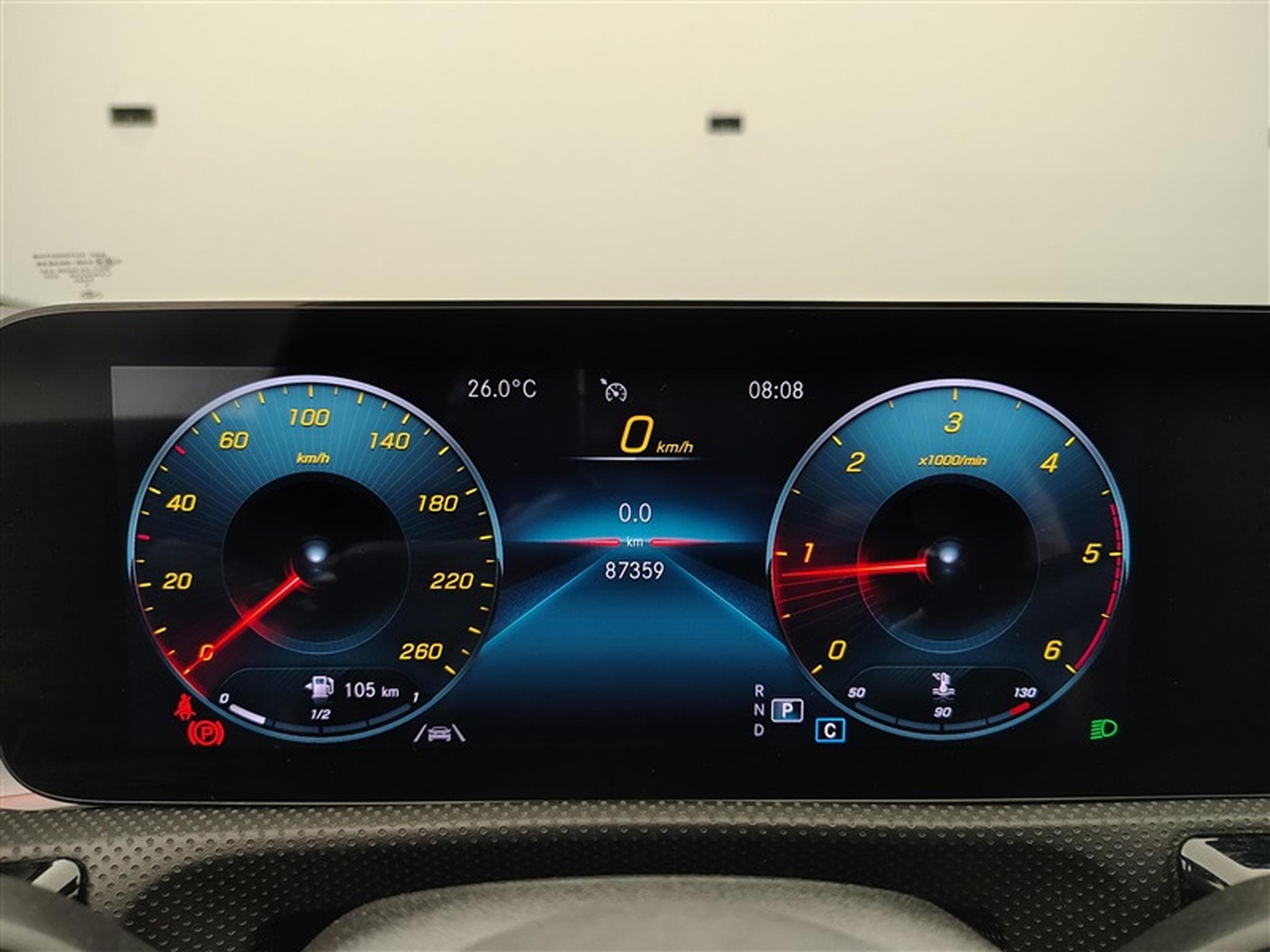 Mercedes A 180 A 180 d PACK AMG NAVI / S-CUIR / FULL LED (2021) - Foto 10