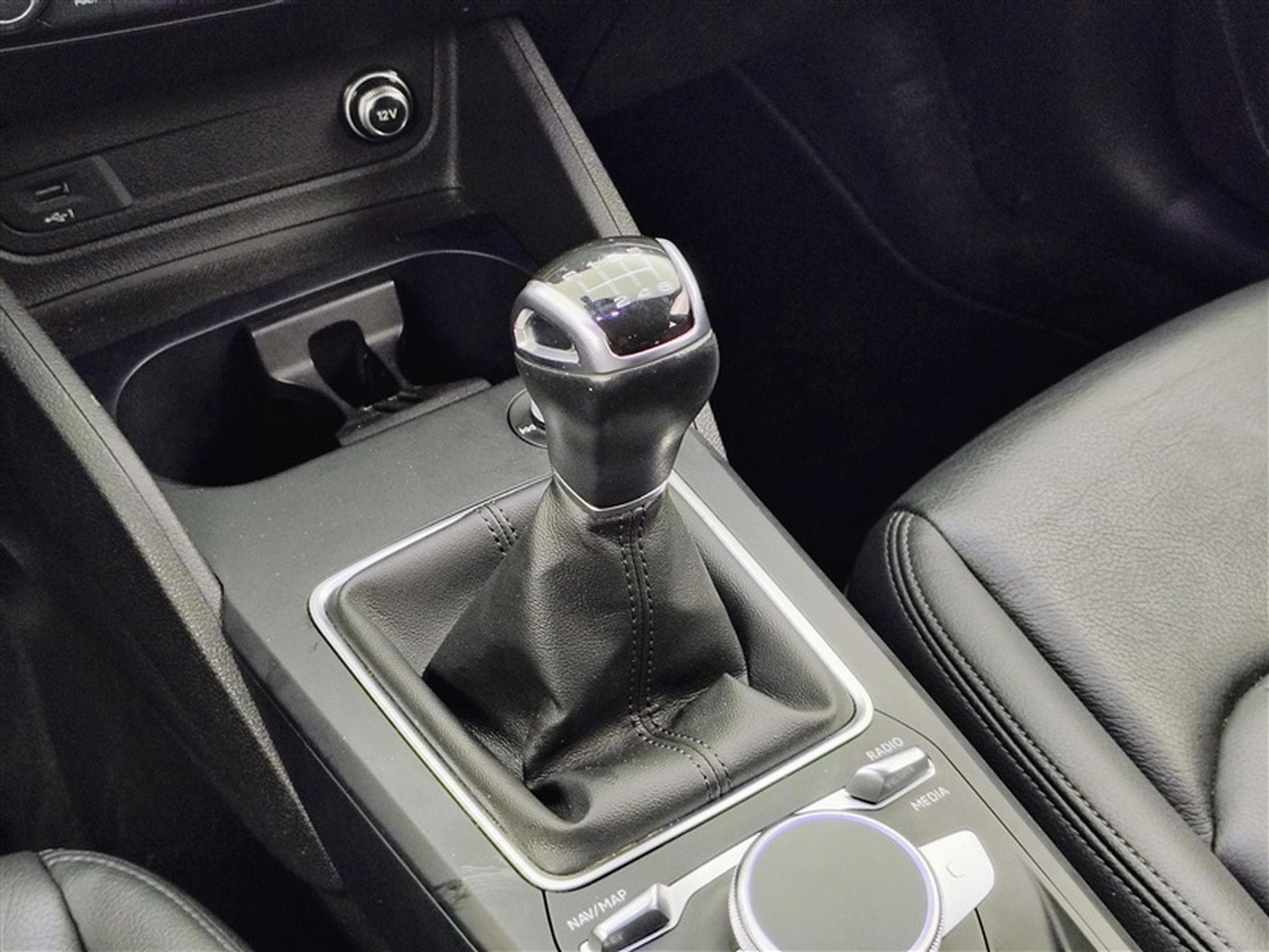 Audi Q2 30 TFSI Design CUIR/NAVI/LED/JA16/PDC AV AR (2021) - Photo 12