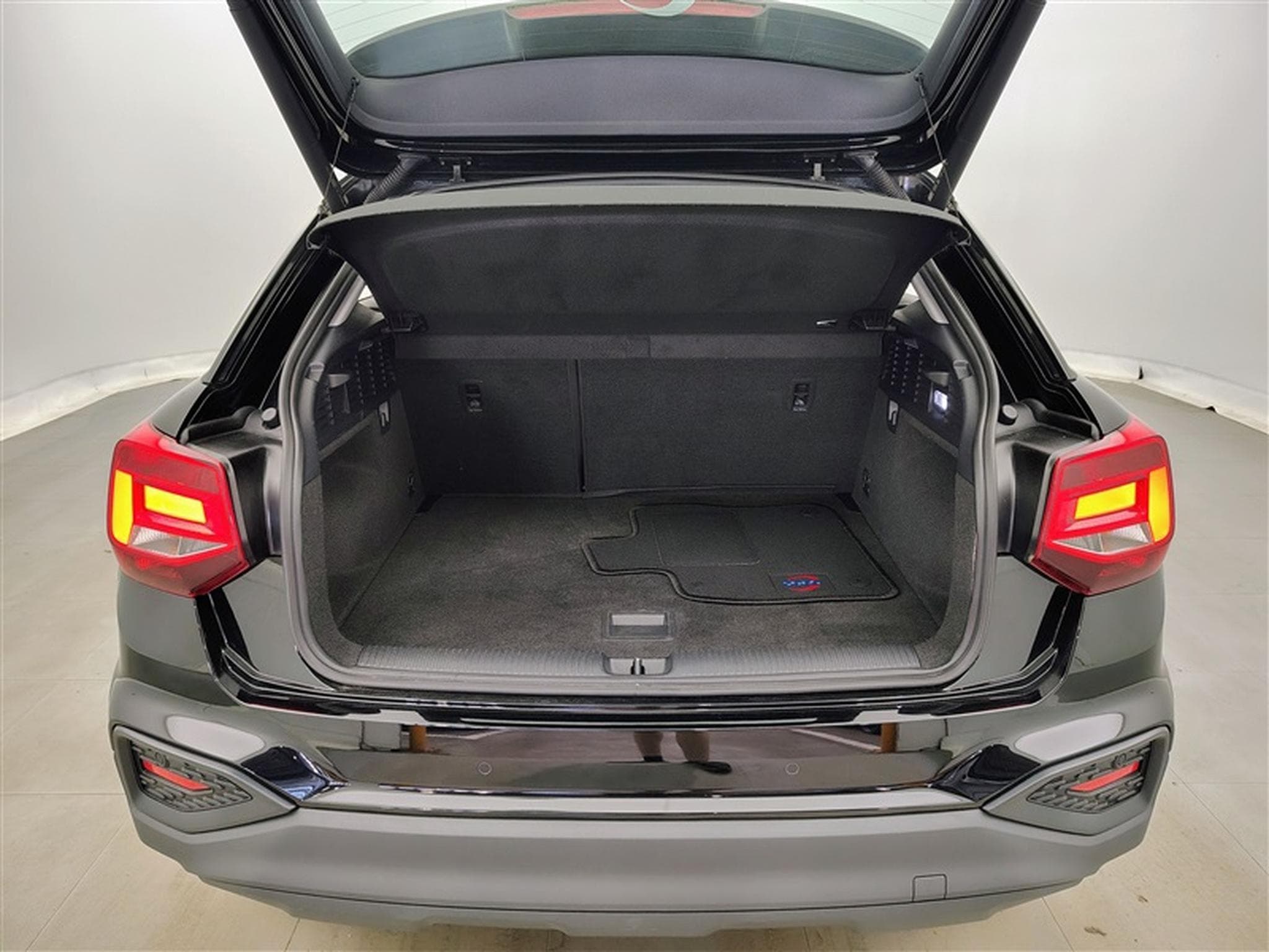 Audi Q2 30 TFSI Design CUIR/NAVI/LED/JA16/PDC AV AR (2021) - Photo 14