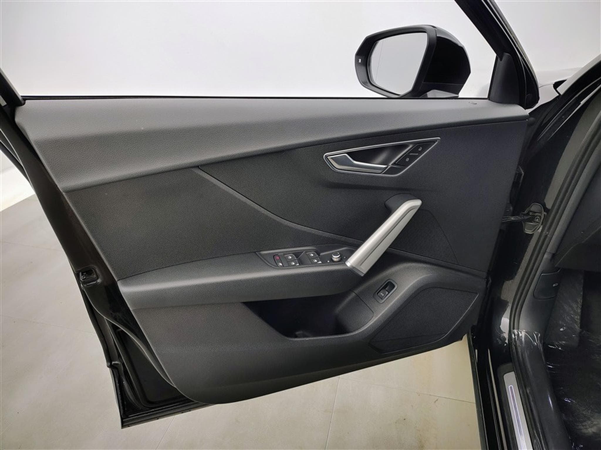Audi Q2 30 TFSI Design CUIR/NAVI/LED/JA16/PDC AV AR (2021) - Photo 17