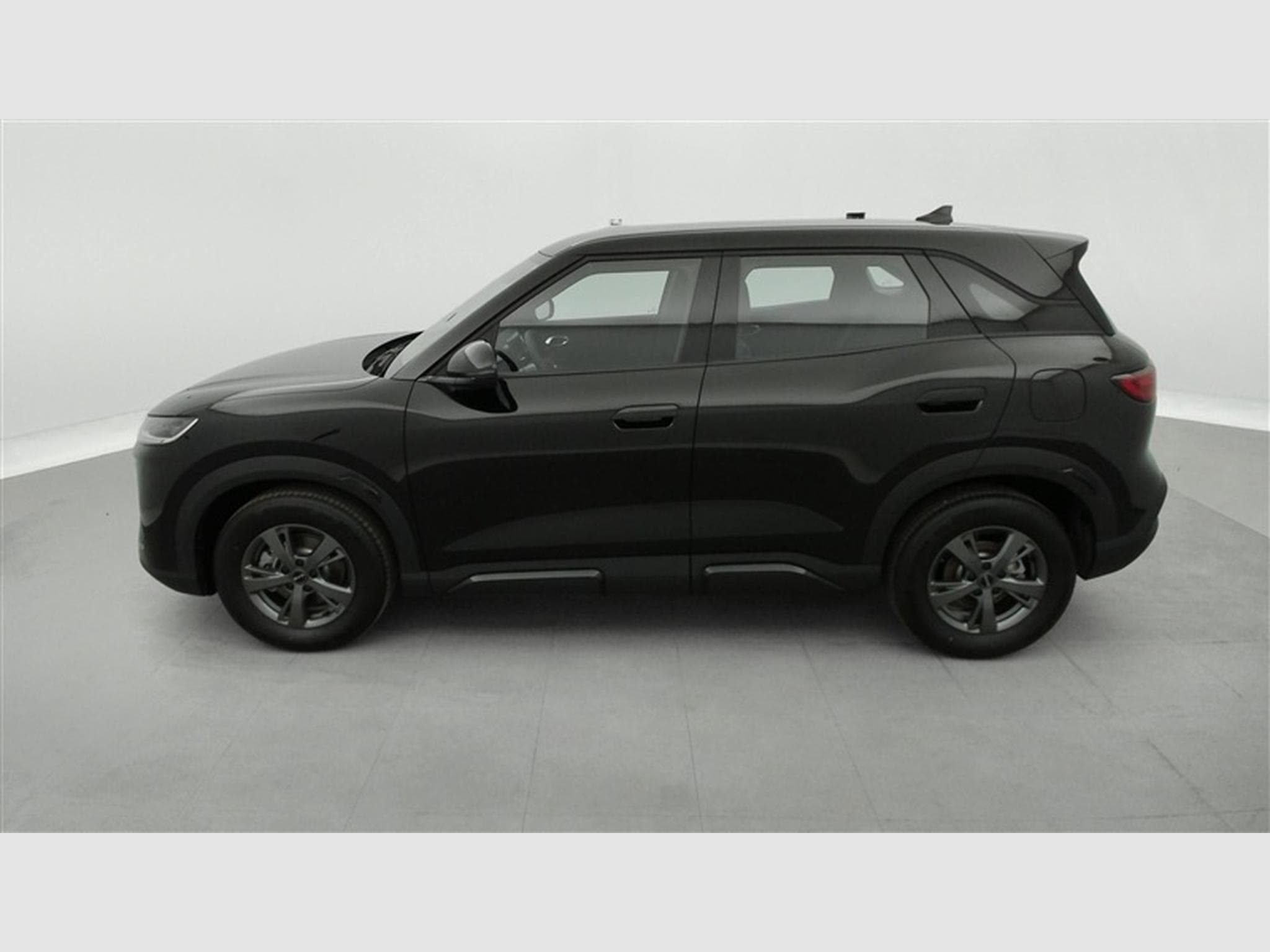 BYD Atto 2 1.5 DM-i Active CARPLAY / FULL LED / CAMERA (2026) - Photo 3