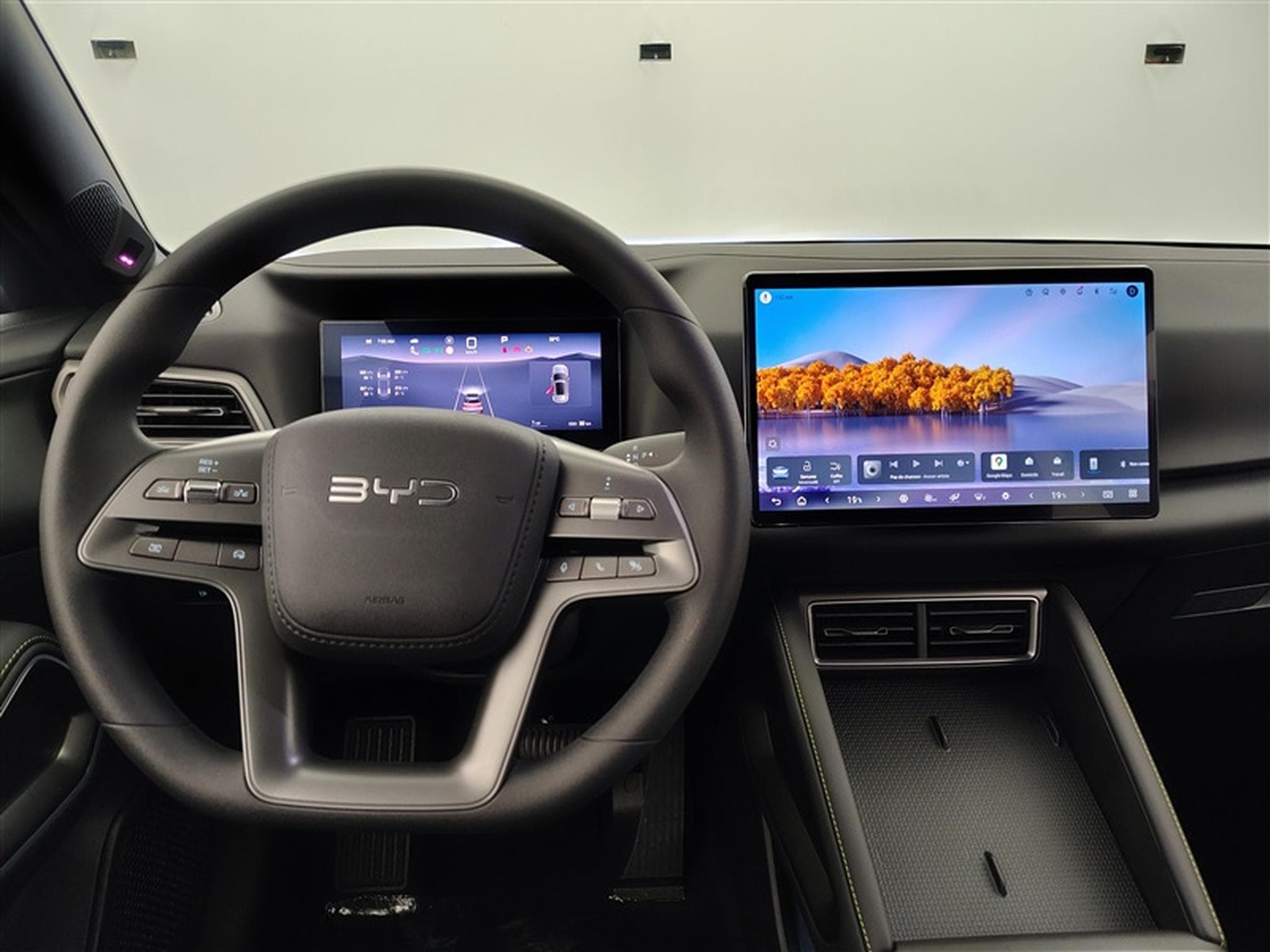 BYD Atto 2 1.5 DM-i Active CARPLAY / FULL LED / CAMERA (2026) - Photo 9