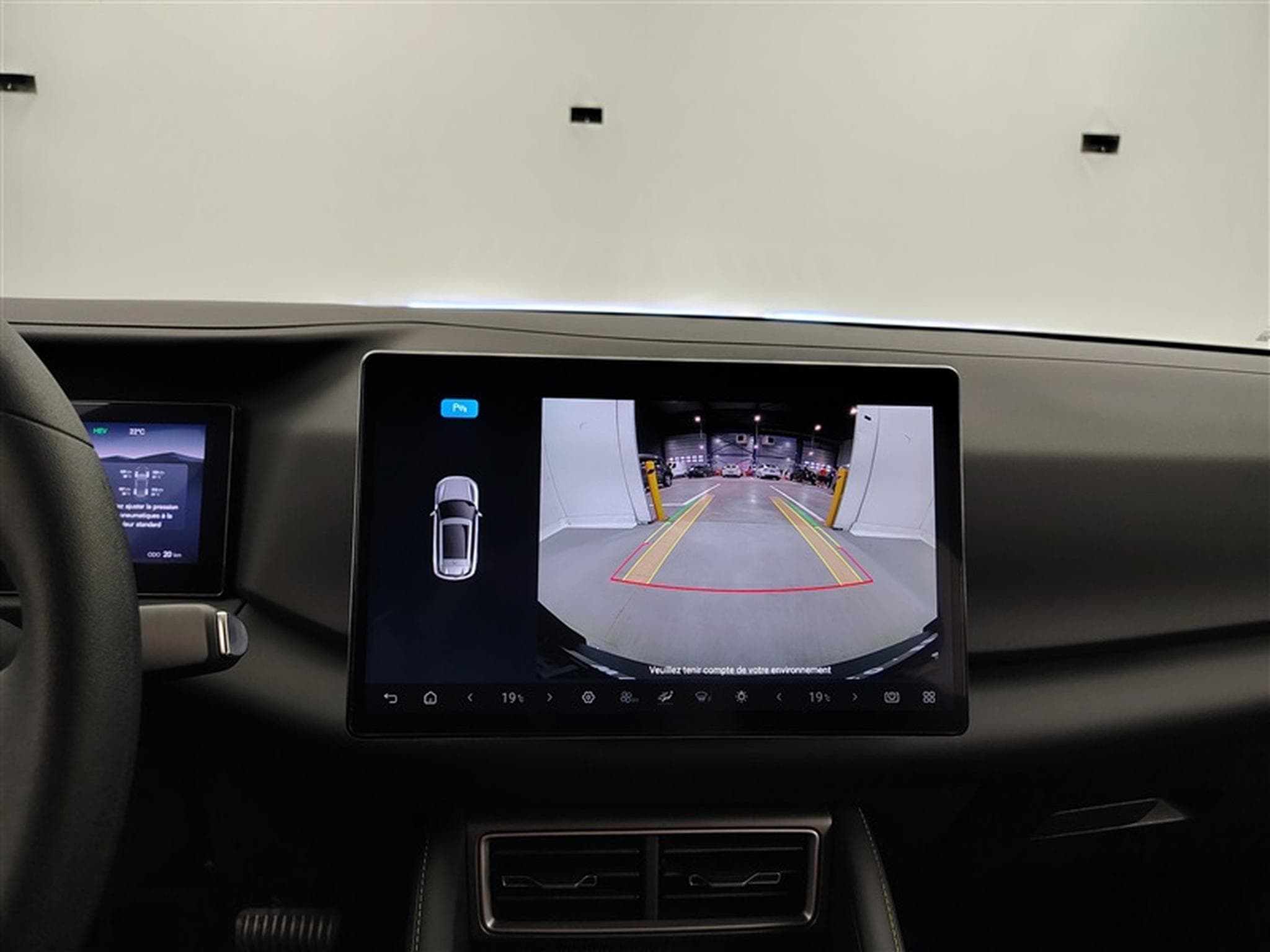BYD Atto 2 1.5 DM-i Active CARPLAY / FULL LED / CAMERA (2026) - Photo 18