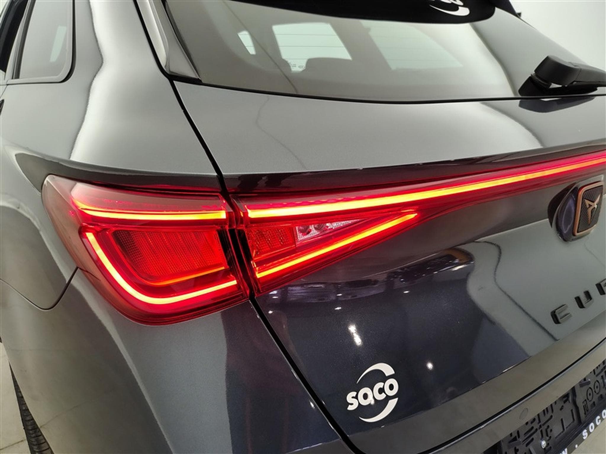 Cupra Leon ST 1.4 e-Hybrid DSG PHEV NAVI / FULL LED / CAMERA (2022) - Photo 16