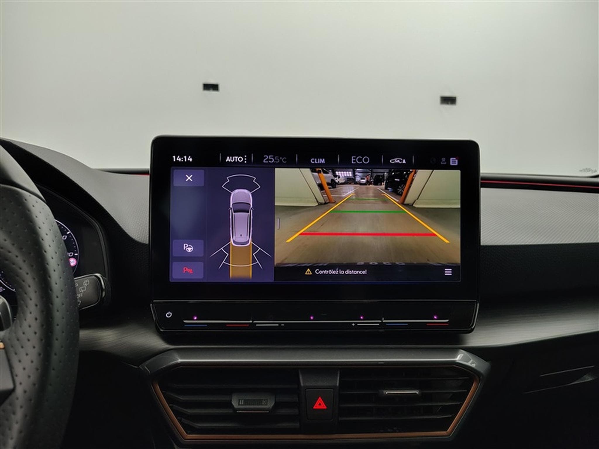 Cupra Leon ST 1.4 e-Hybrid DSG PHEV NAVI / FULL LED / CAMERA (2022) - Photo 18