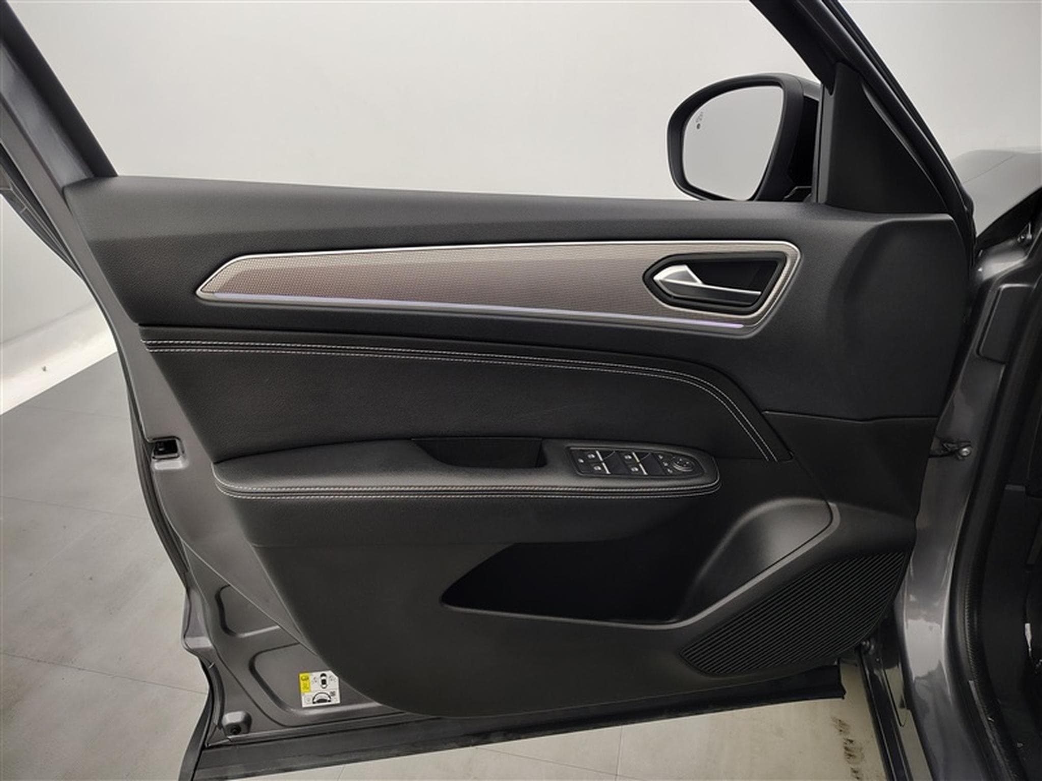 Renault Arkana 1.3 TCe 140 Intens GPF EDC (2023) - Photo 17