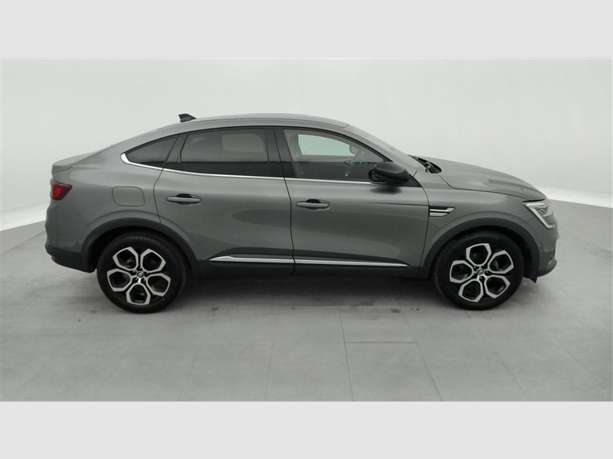 Renault Arkana 1.3 TCe 140 Intens GPF EDC (2023) - Photo 24