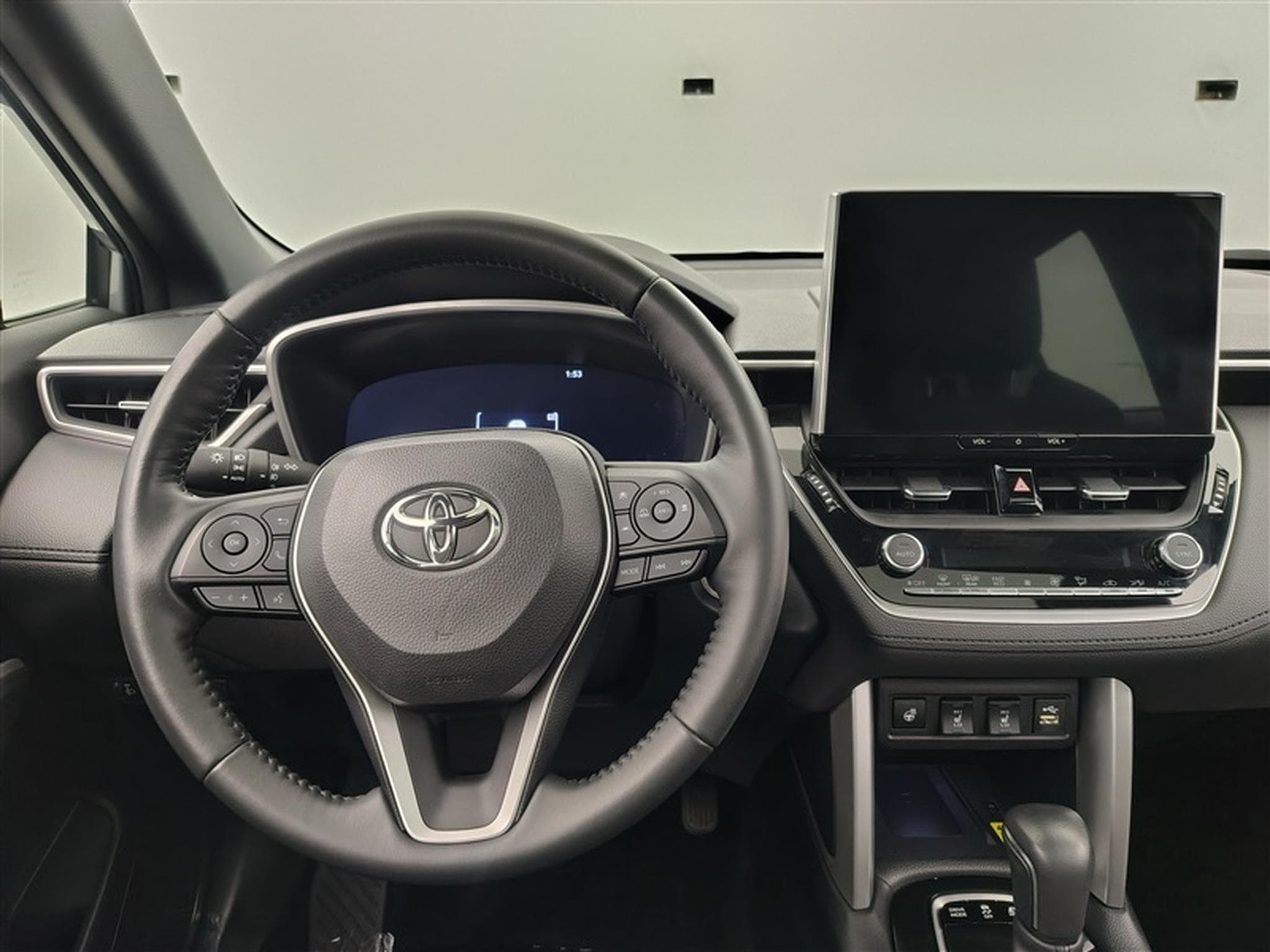 Toyota Corolla Hybrid 1.8 2WD Premium e-CVT (103 kW) (2023) - Photo 9