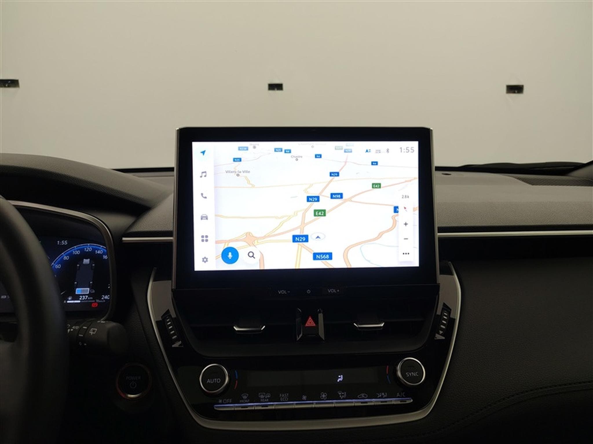Toyota Corolla Hybrid 1.8 2WD Premium e-CVT (103 kW) (2023) - Photo 11