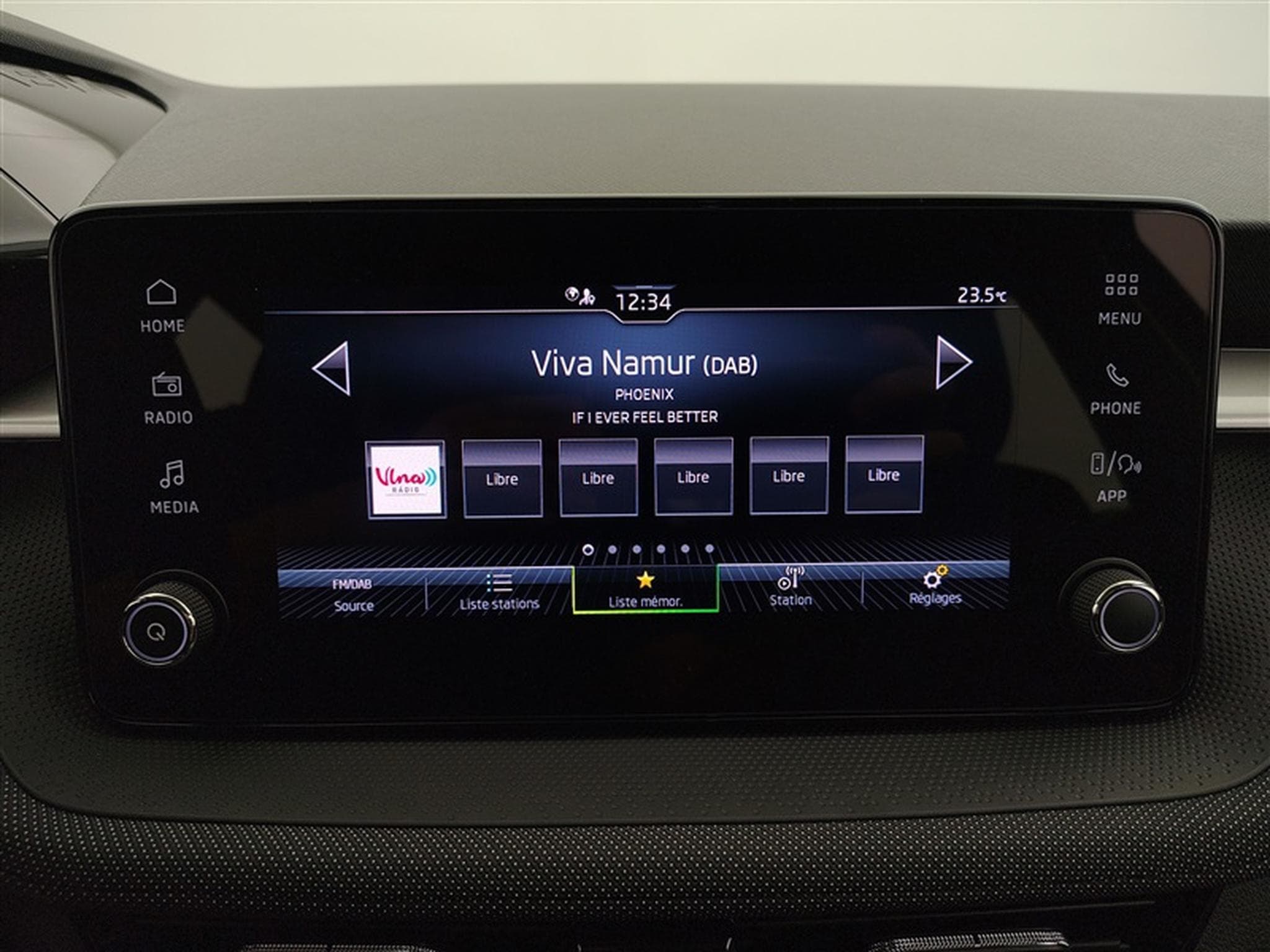 Skoda Fabia 1.0 TSI 115cv DSG Clever CARPLAY / FULL LED / KEYLESS / PDC (2026) - Photo 11