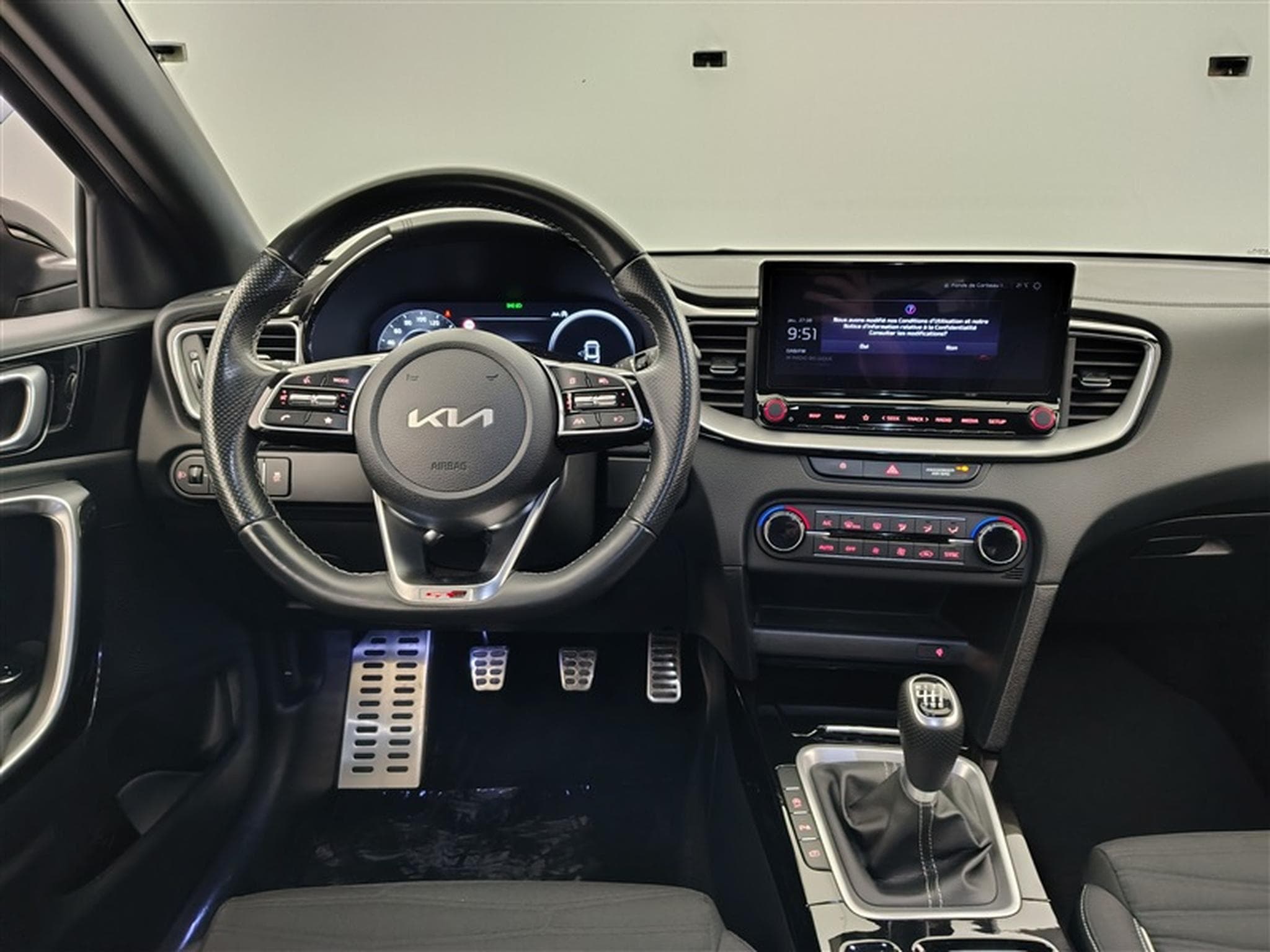 Kia Ceed Ceed 1.0 T-GDi GT-Line ISG (2022) - Photo 9