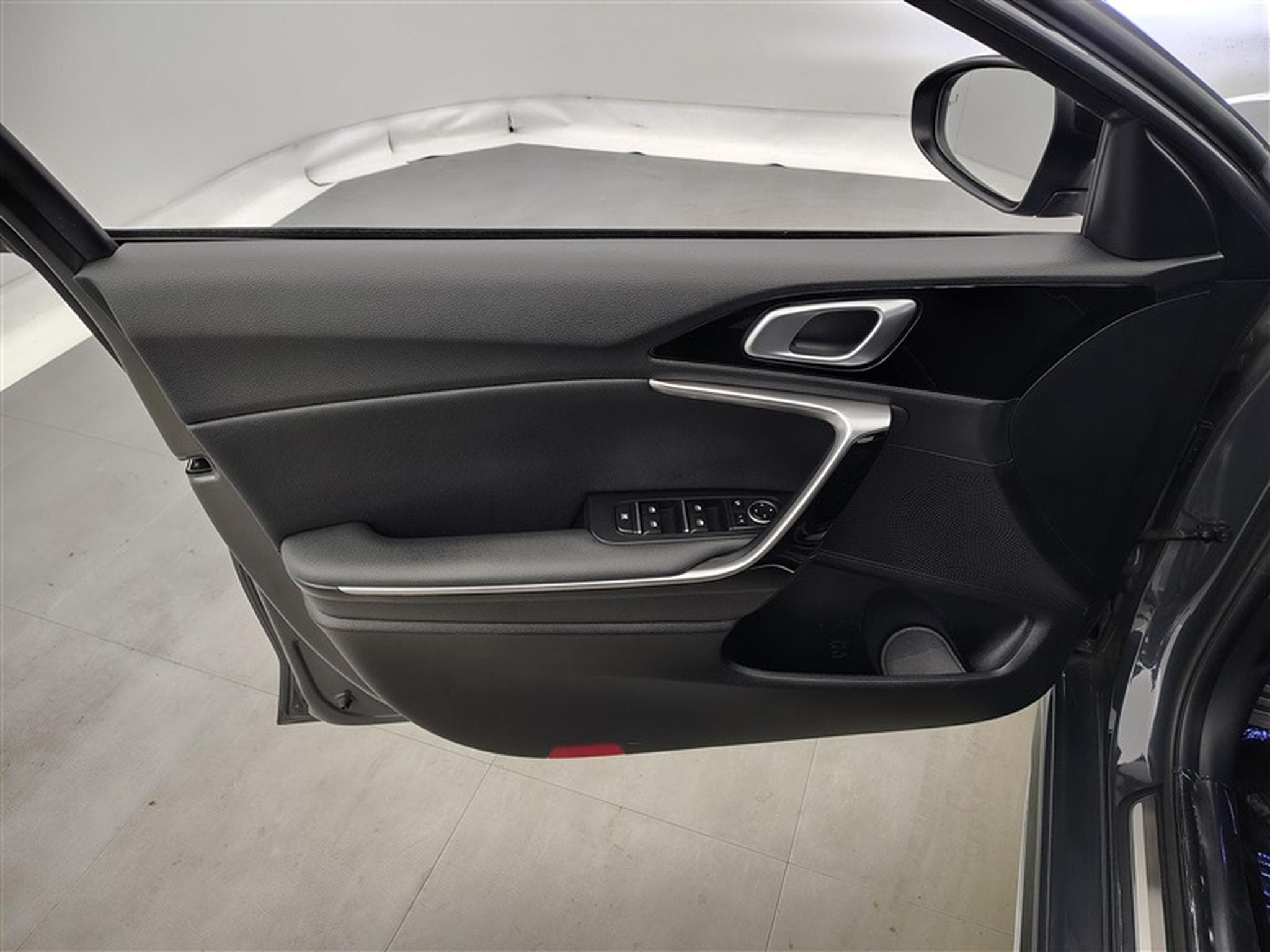 Kia Ceed Ceed 1.0 T-GDi GT-Line ISG (2022) - Photo 17