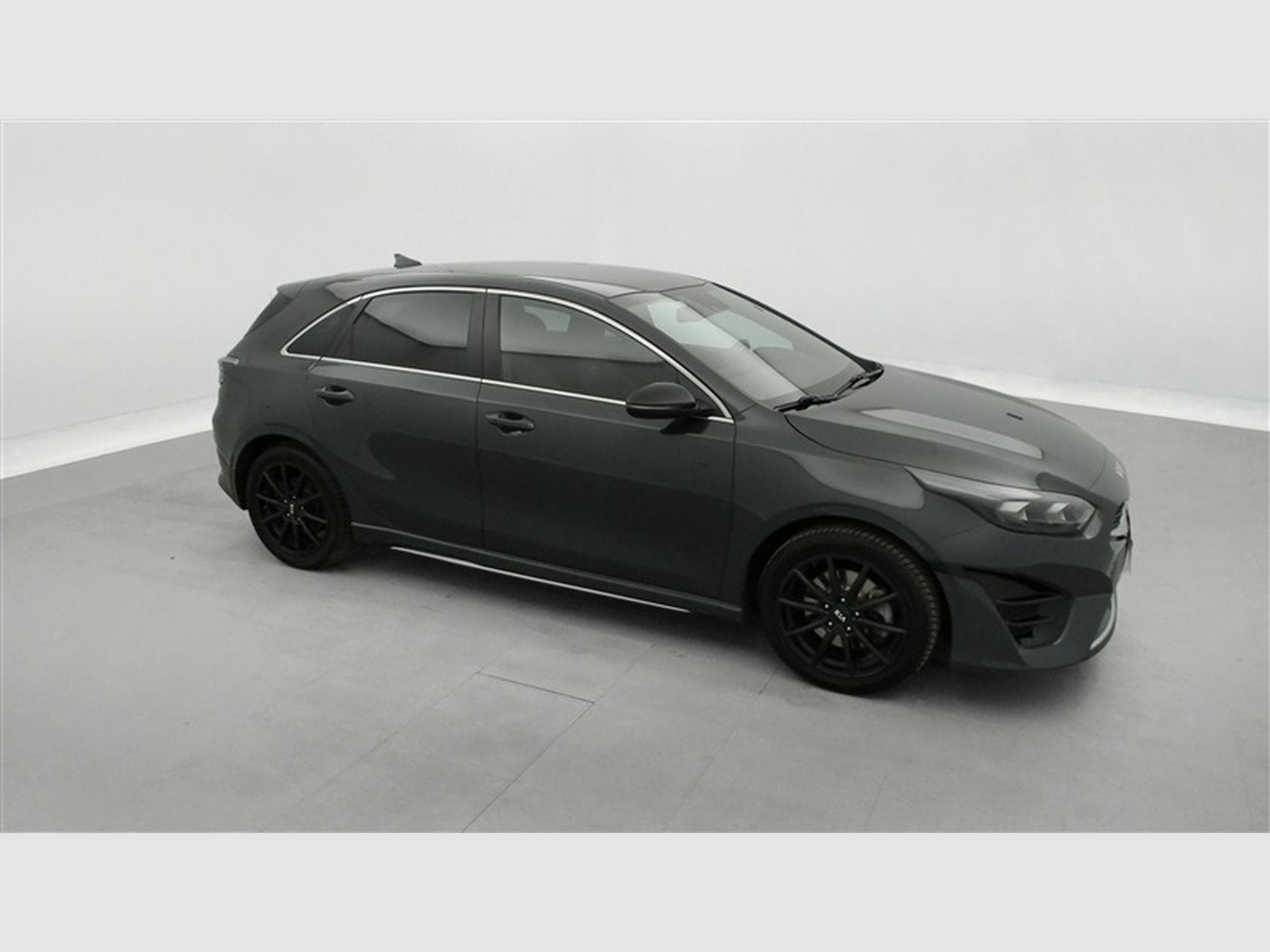 Kia Ceed Ceed 1.0 T-GDi GT-Line ISG (2022) - Photo 24