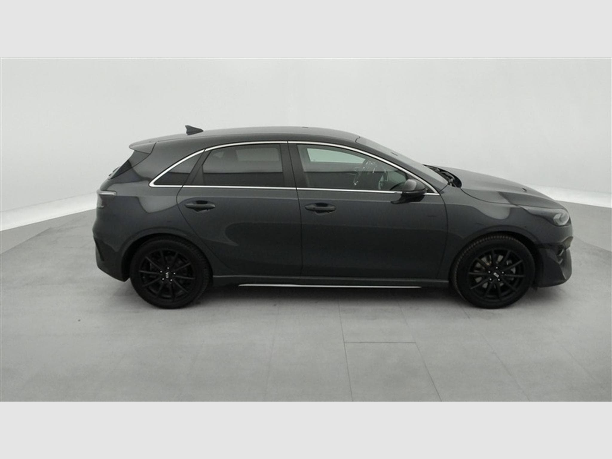 Kia Ceed Ceed 1.0 T-GDi GT-Line ISG (2022) - Photo 25