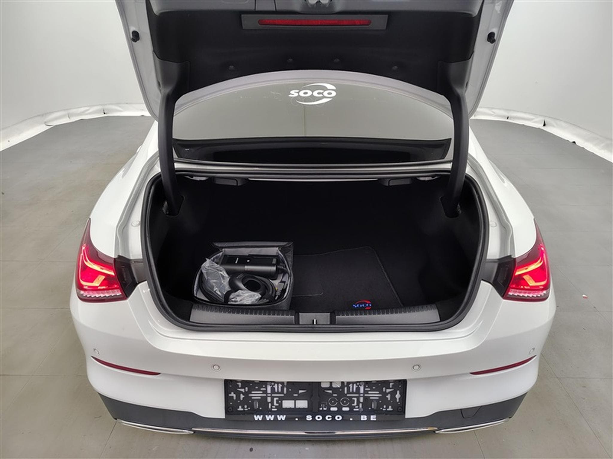 Mercedes CLA 250 e PHEV Luxury Line Cuir / Navi / Led / PDC av+ar (2022) - Photo 13