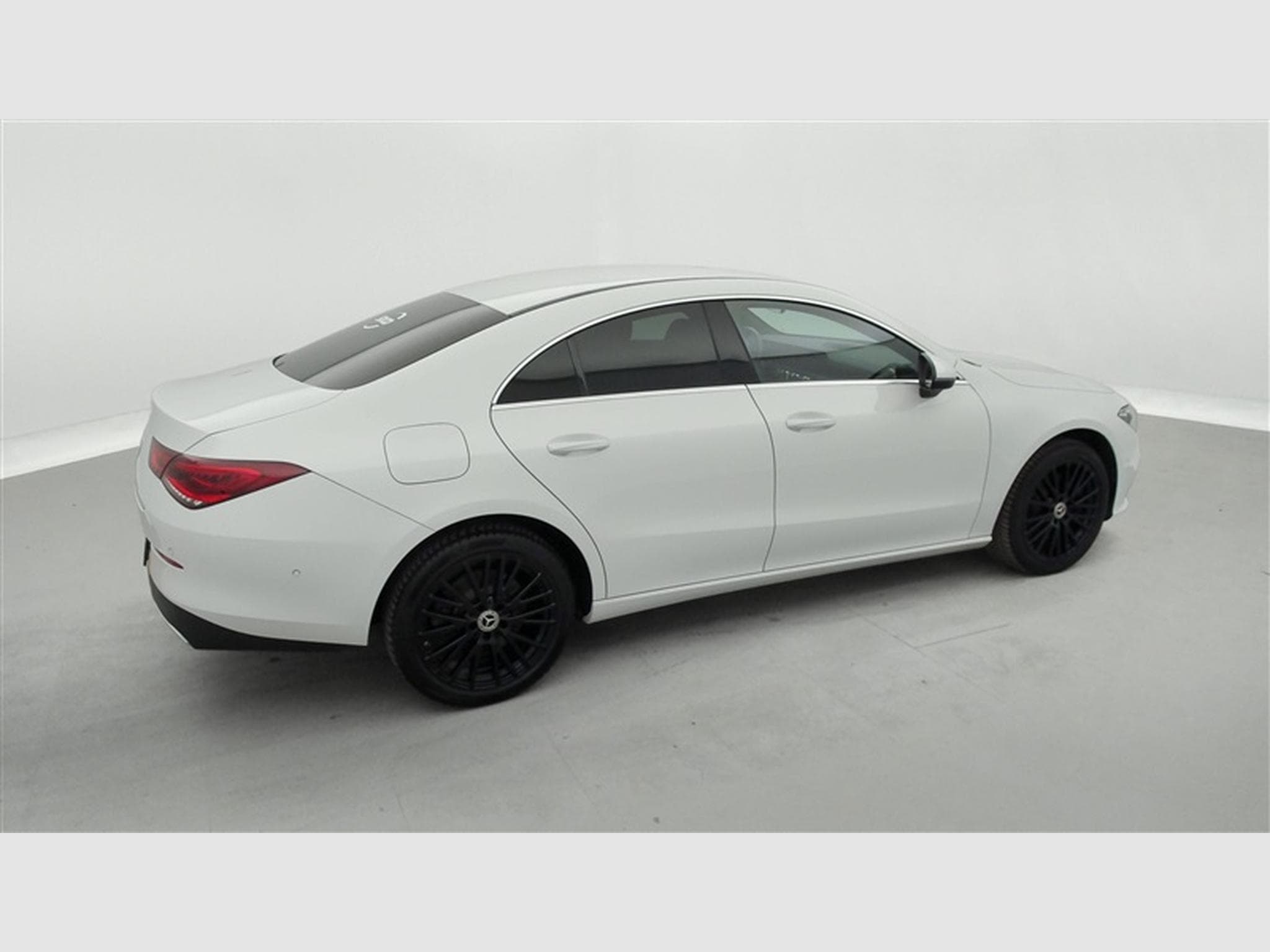 Mercedes CLA 250 e PHEV Luxury Line Cuir / Navi / Led / PDC av+ar (2022) - Photo 24