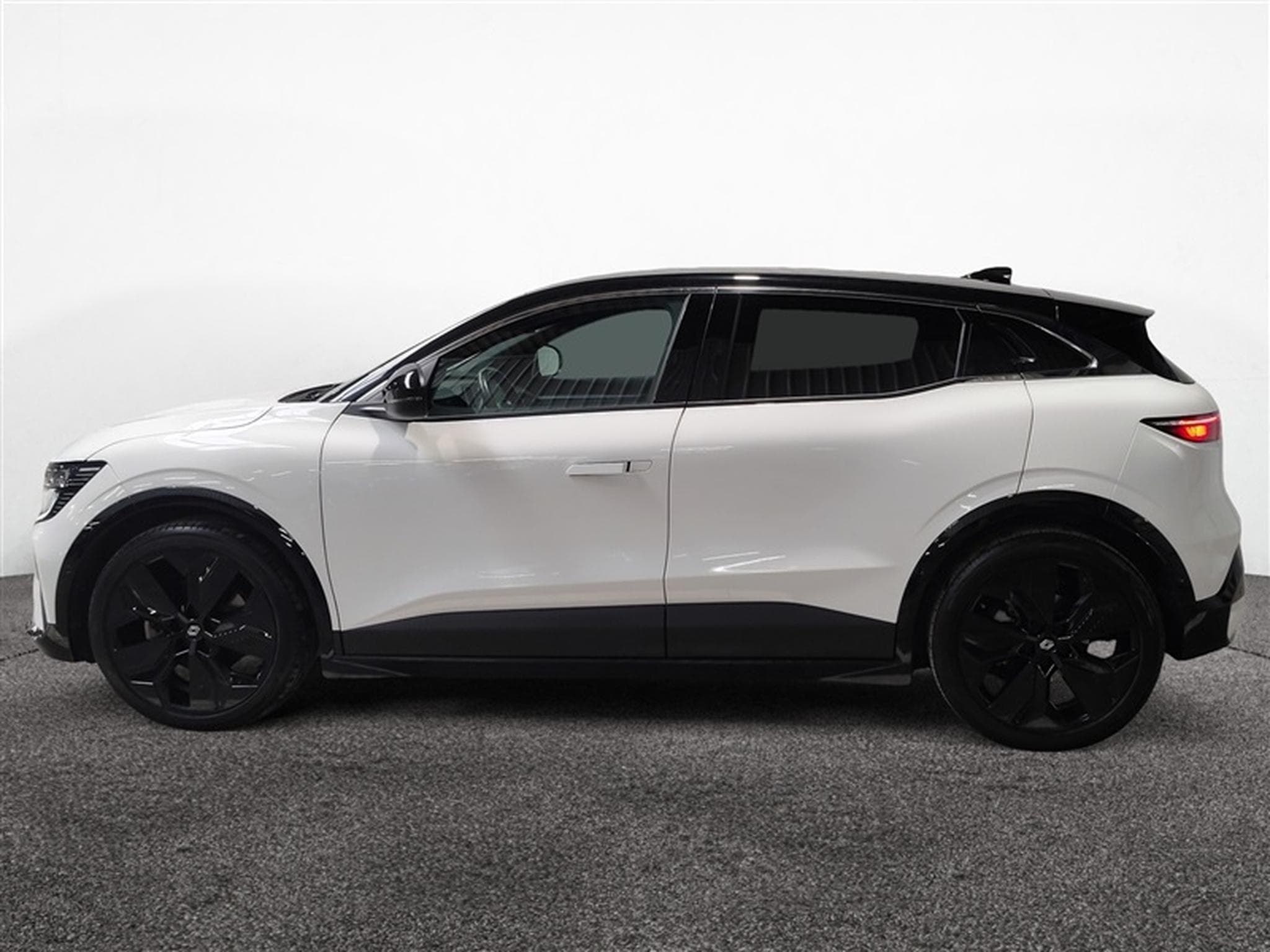 Renault Megane 40kWh Iconic NAVI / FULL LED / CUIR / CAMERA / JA 20" (2023) - Photo 3