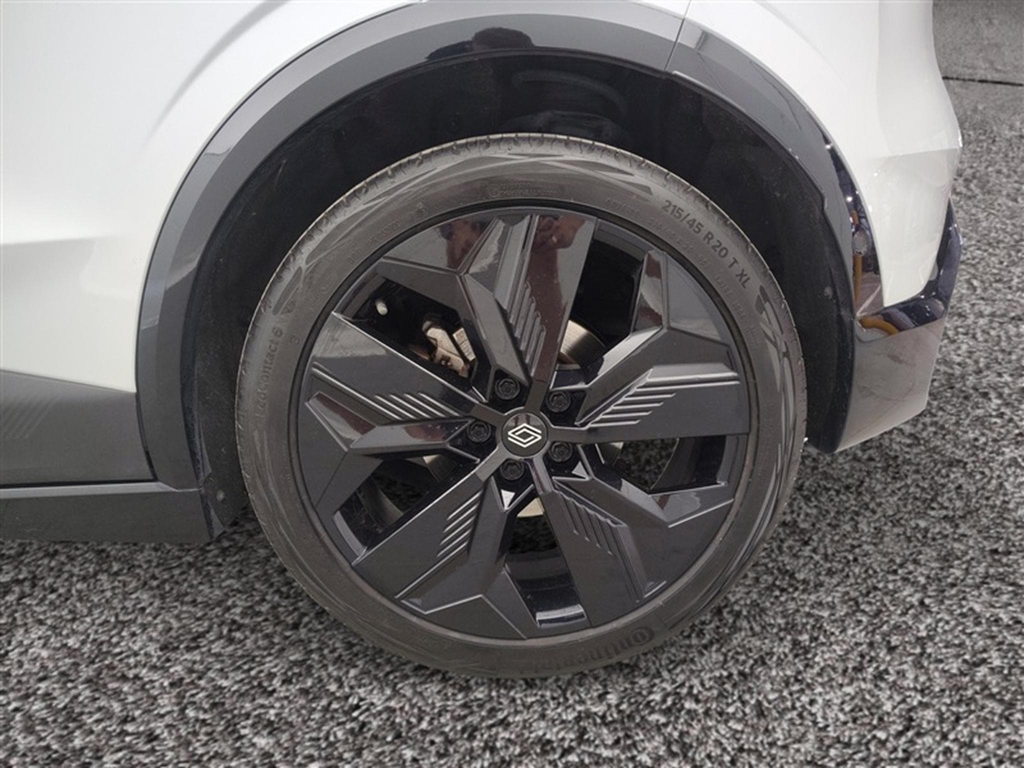 Renault Megane 40kWh Iconic NAVI / FULL LED / CUIR / CAMERA / JA 20" (2023) - Photo 6