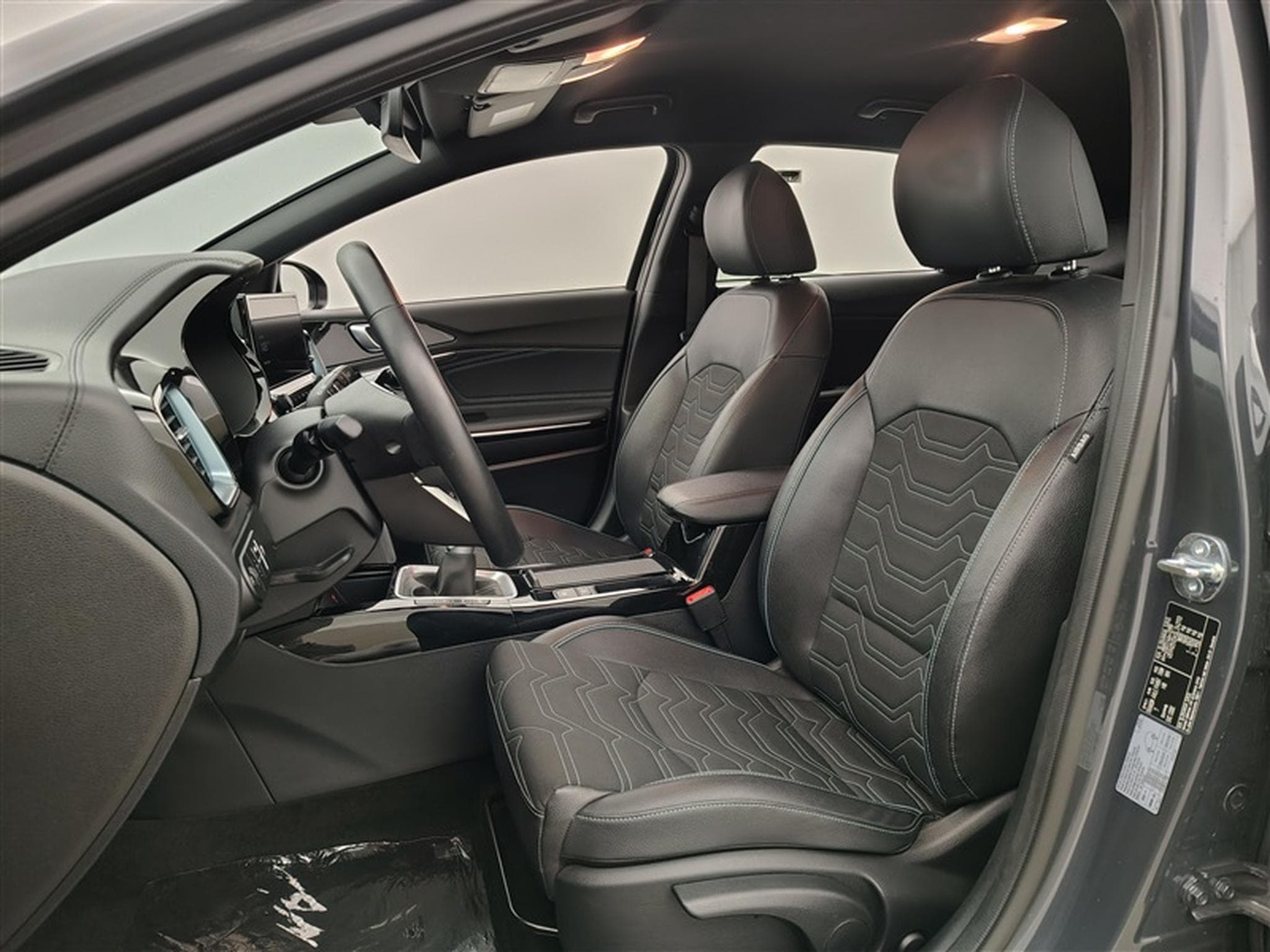Kia Ceed Ceed 1.0 T-GDi STYLE EDITION *NAV//FULL LED//CAM/JA* (2025) - Foto 7