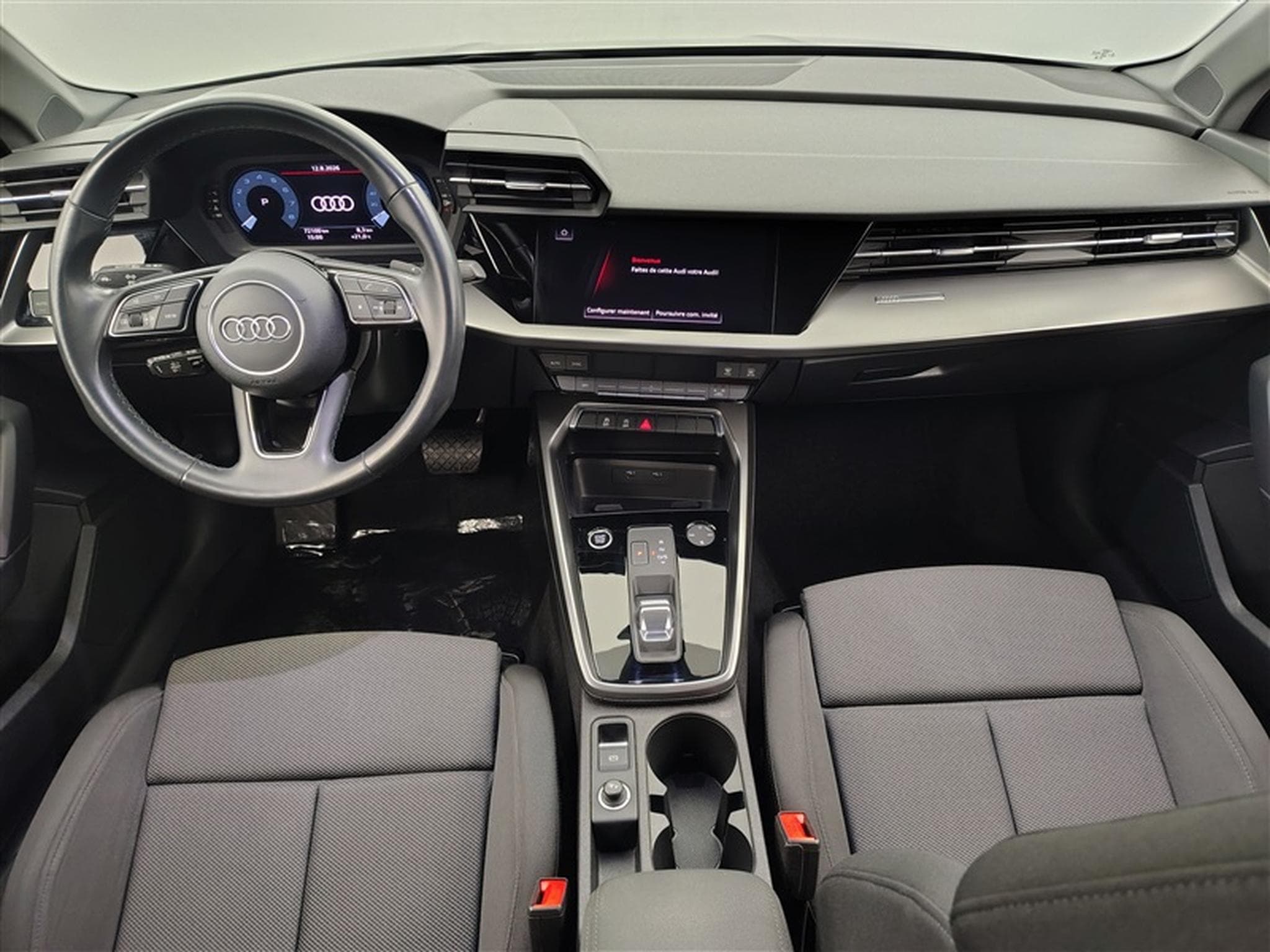 Audi A3 30 TFSI Edition Advanced S tronic Navi / PDC (2023) - Photo 8