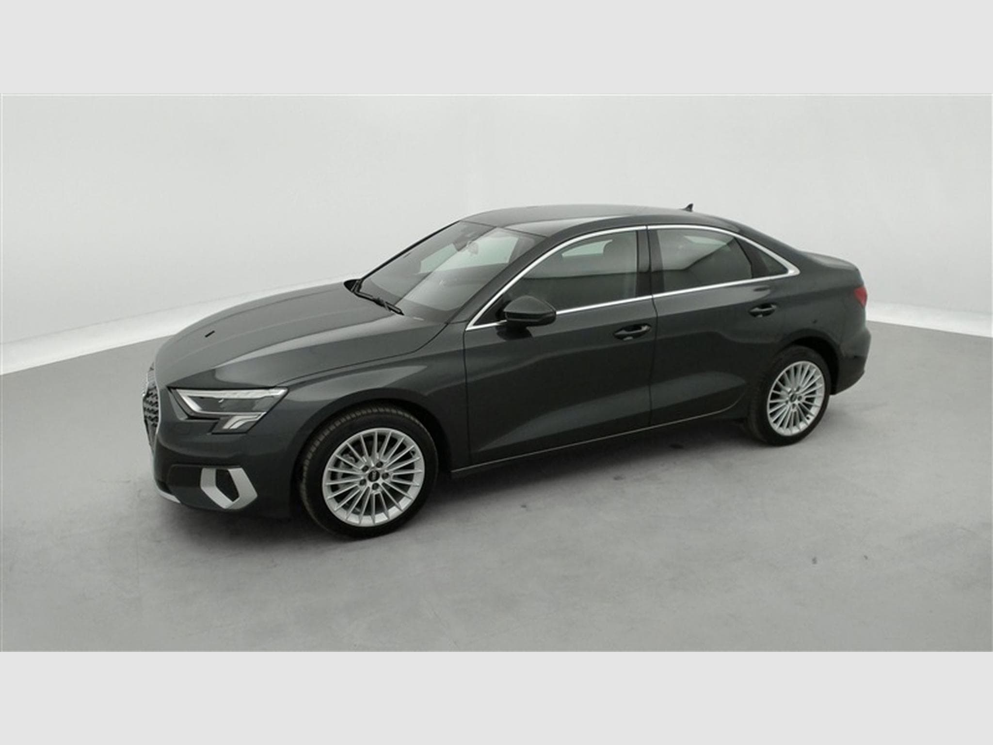 Audi A3 30 TFSI Edition Advanced S tronic Navi / PDC (2023) - Photo 20