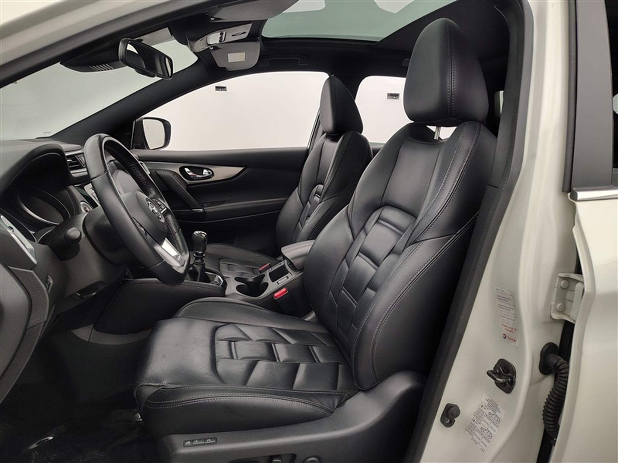 Nissan Qashqai 1.3 DIG-T Tekna  Cuir / Toit Pano / Audio Bose / ... (2019) - Photo 7
