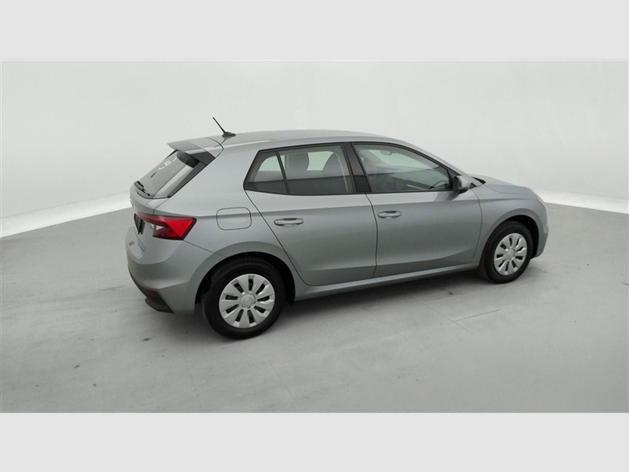 Skoda Fabia 1.0 TSI 115cv DSG Clever CARPLAY / FULL LED / KEYLESS / PDC (2026) - Photo 25