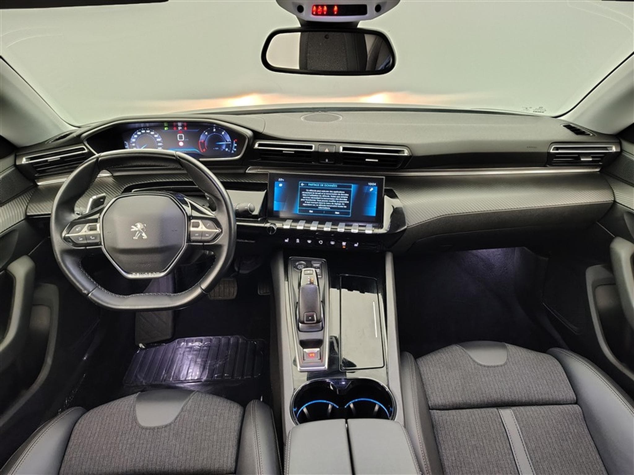 Peugeot 508 1.5 BlueHDi 130cv EAT8 Allure Pack NAVI / KEYLESS / CAMERA (2021) - Photo 8