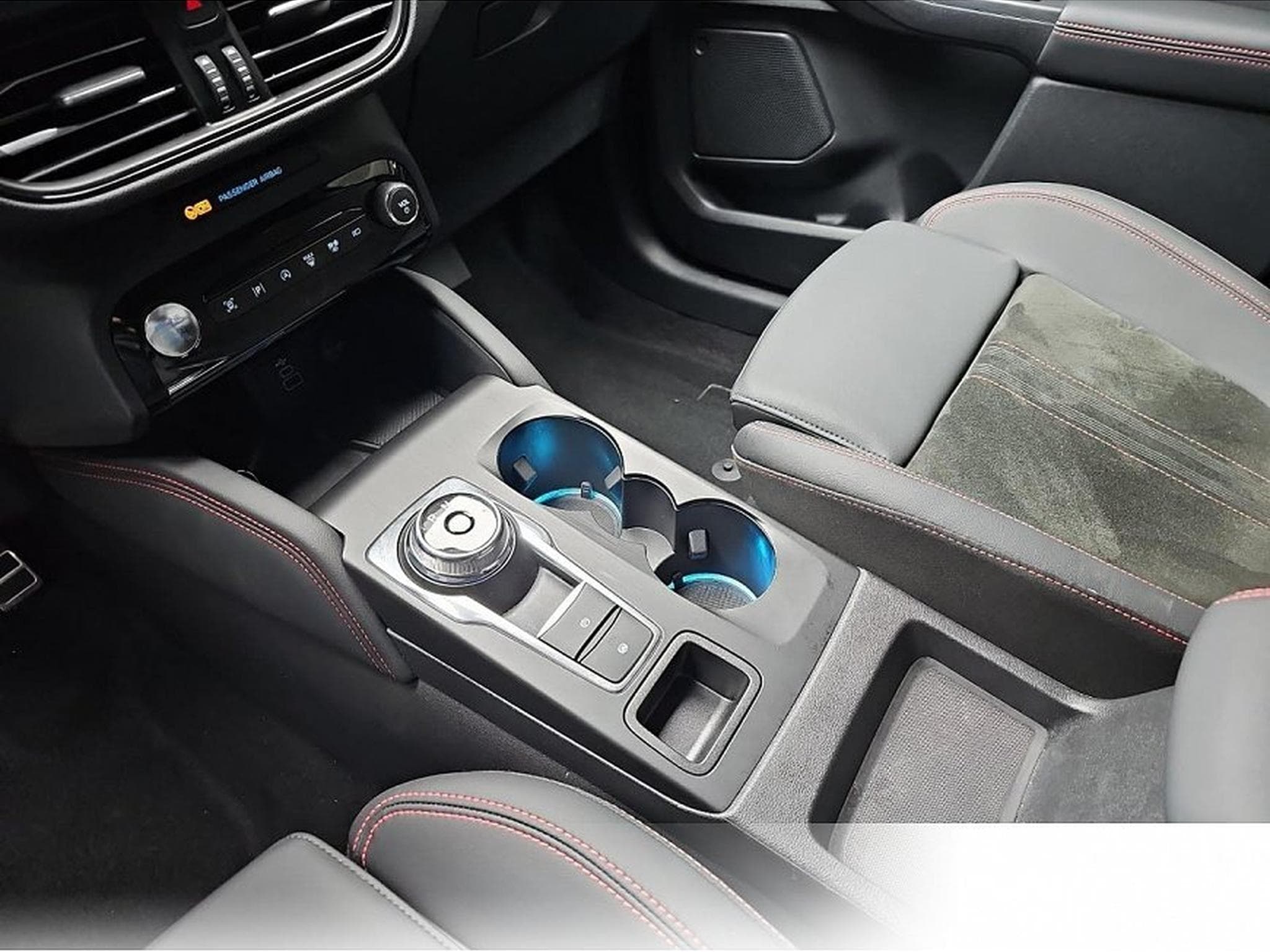 Ford Kuga (2026) - Photo 11