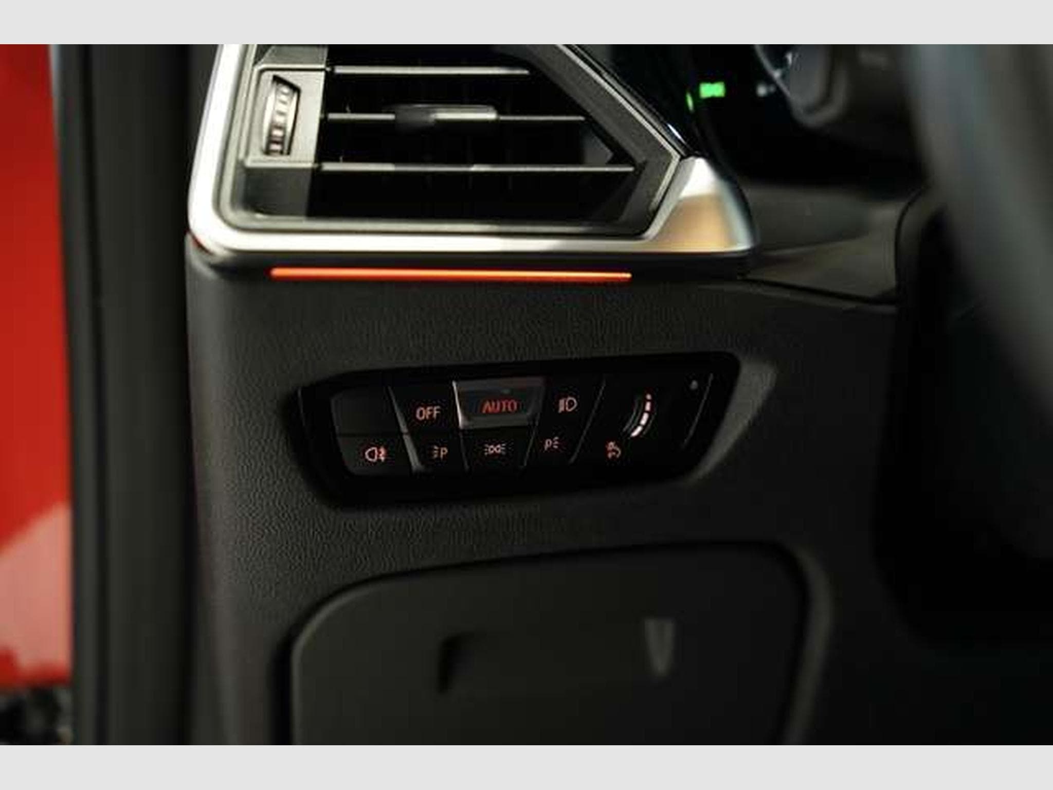 BMW M4 Competition Coupé *1.H *20 *Carbon *Memory (2021) - Photo 29