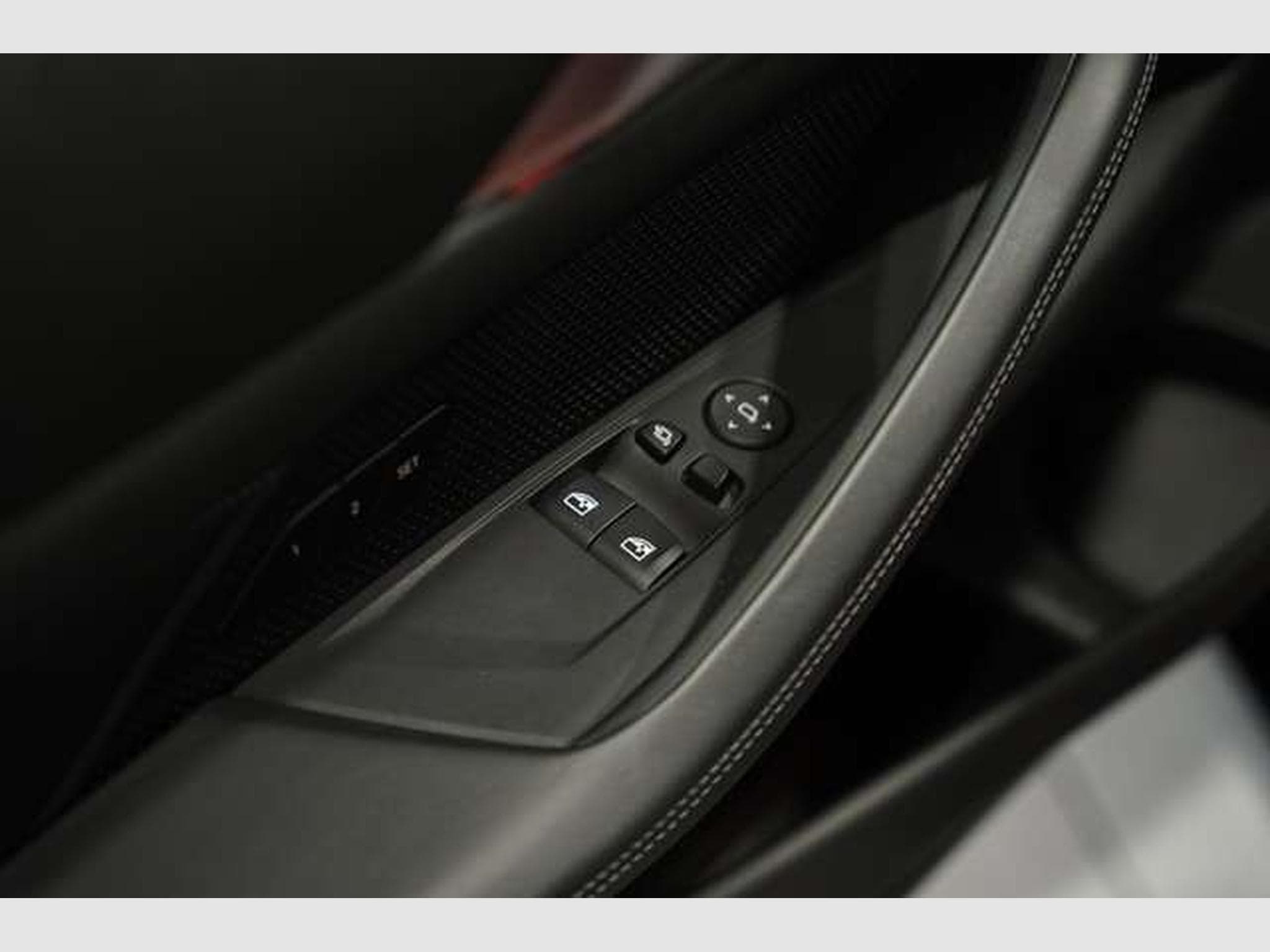 BMW M4 Competition Coupé *1.H *20 *Carbon *Memory (2021) - Photo 28