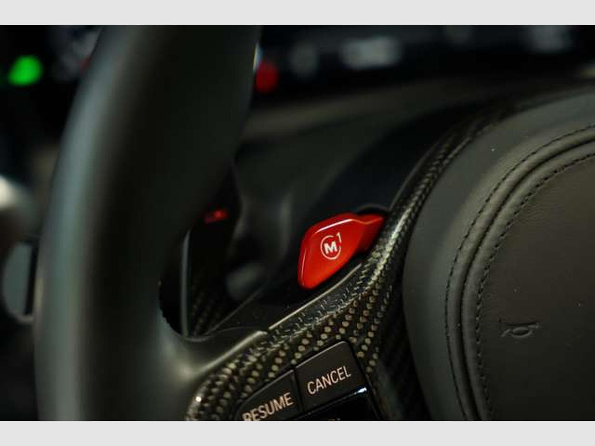 BMW M4 Competition Coupé *1.H *20 *Carbon *Memory (2021) - Photo 33