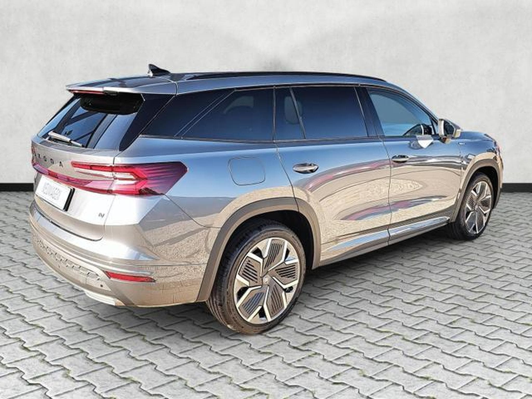 Skoda Kodiaq 1.5 TSI iV 150 kW Sportline (2026) - Foto 7
