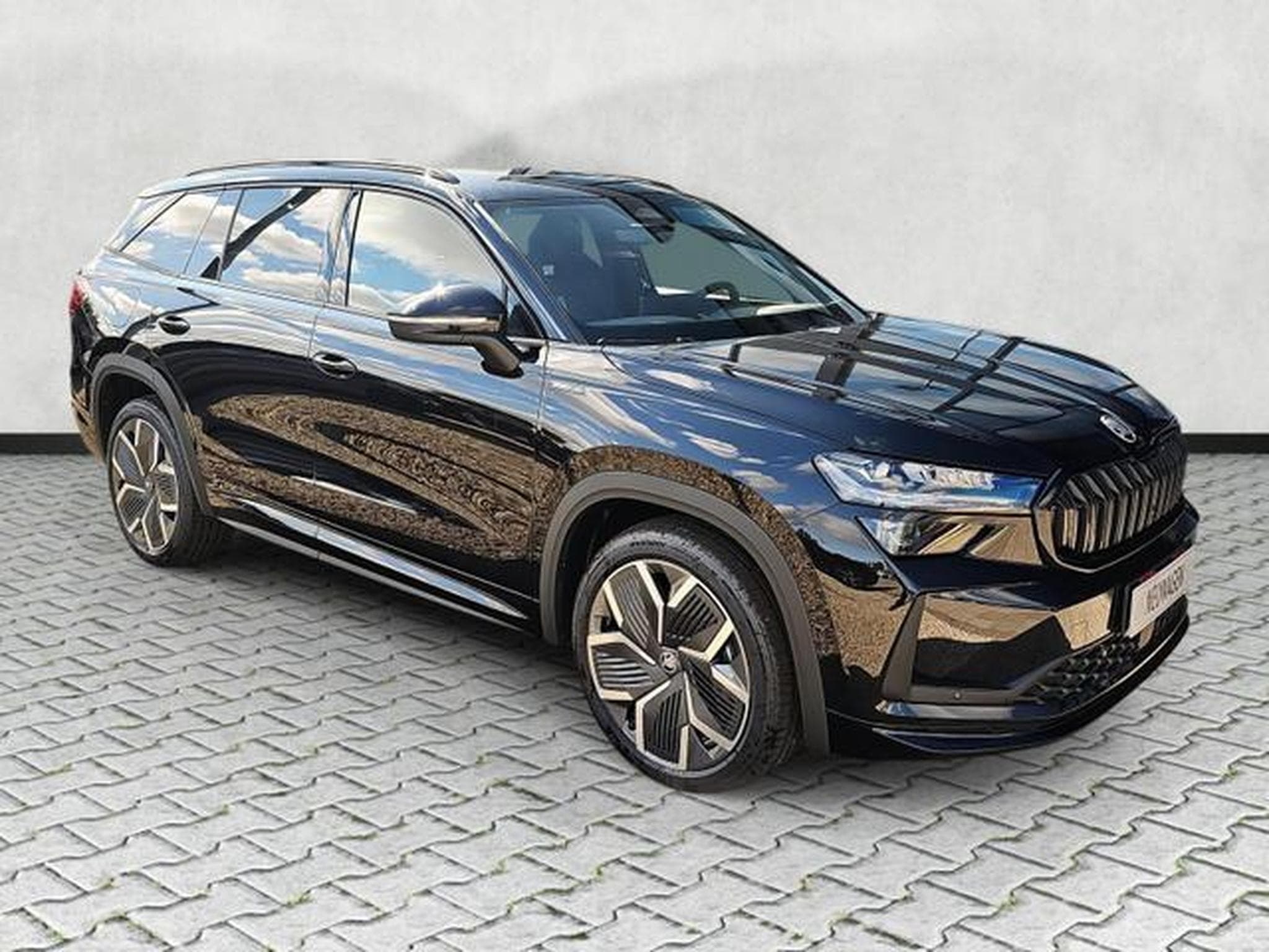 Skoda Kodiaq 1.5 TSI iV 150 kW Sportline (2026) - Foto 1