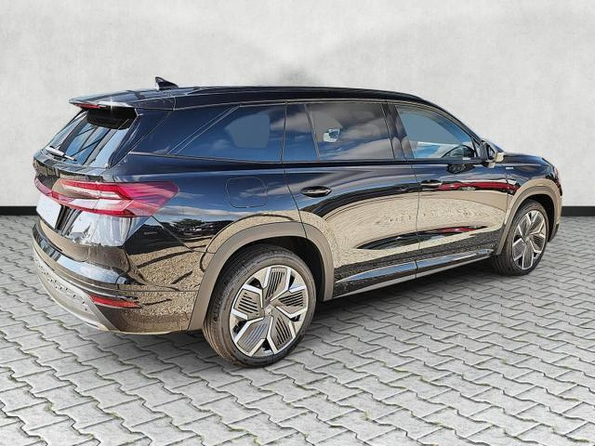 Skoda Kodiaq 1.5 TSI iV 150 kW Sportline (2026) - Foto 7