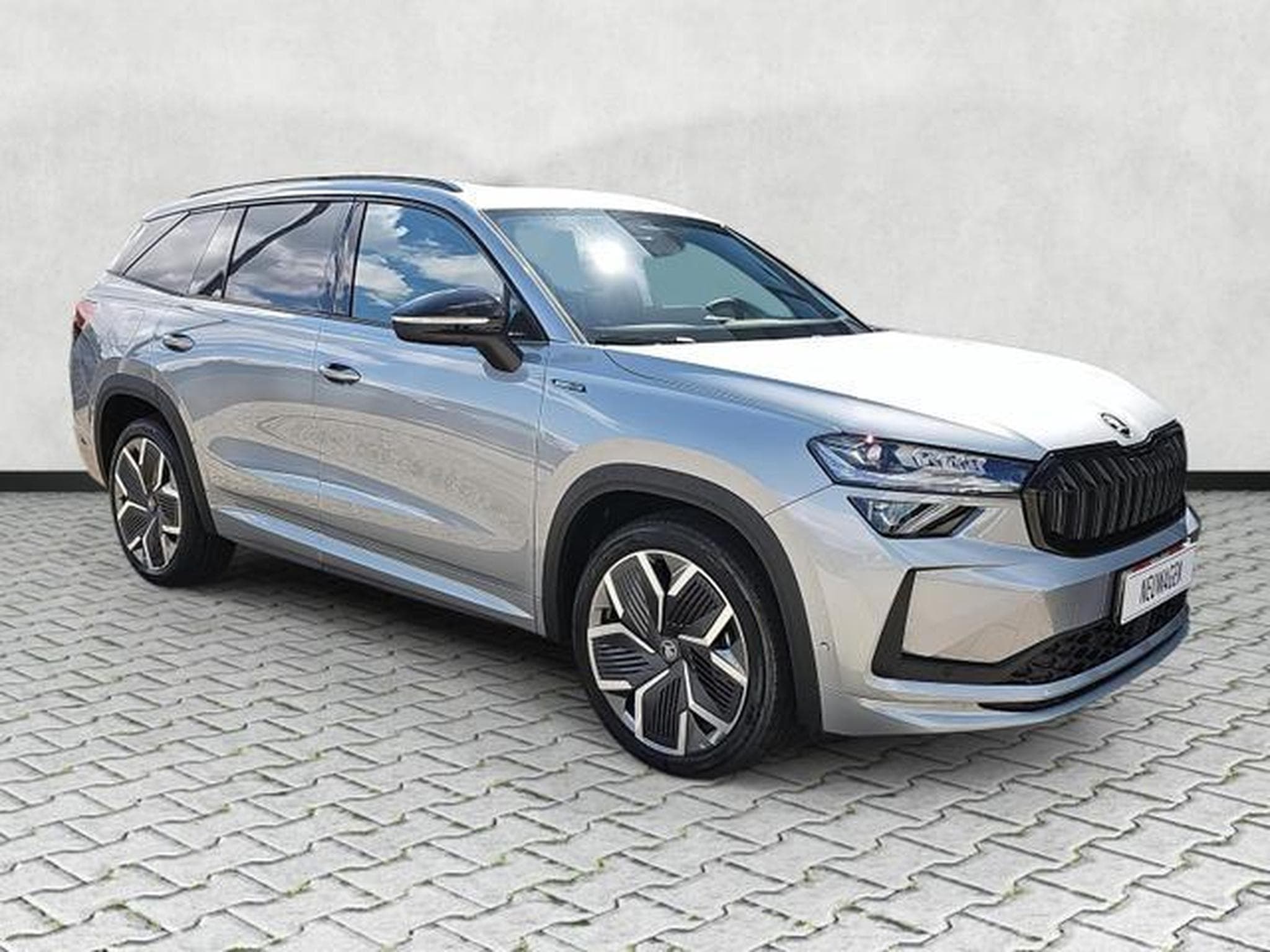 Skoda Kodiaq 1.5 TSI iV 150 kW Sportline (2026) - Foto 1