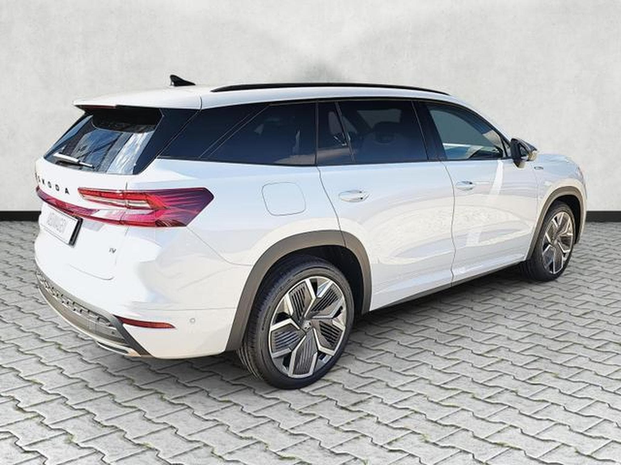 Skoda Kodiaq 1.5 TSI iV 150 kW Sportline (2026) - Foto 7