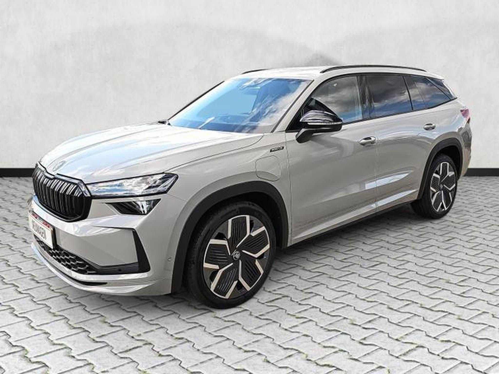 Skoda Kodiaq 1.5 TSI iV 150 kW Sportline (2026) - Foto 3