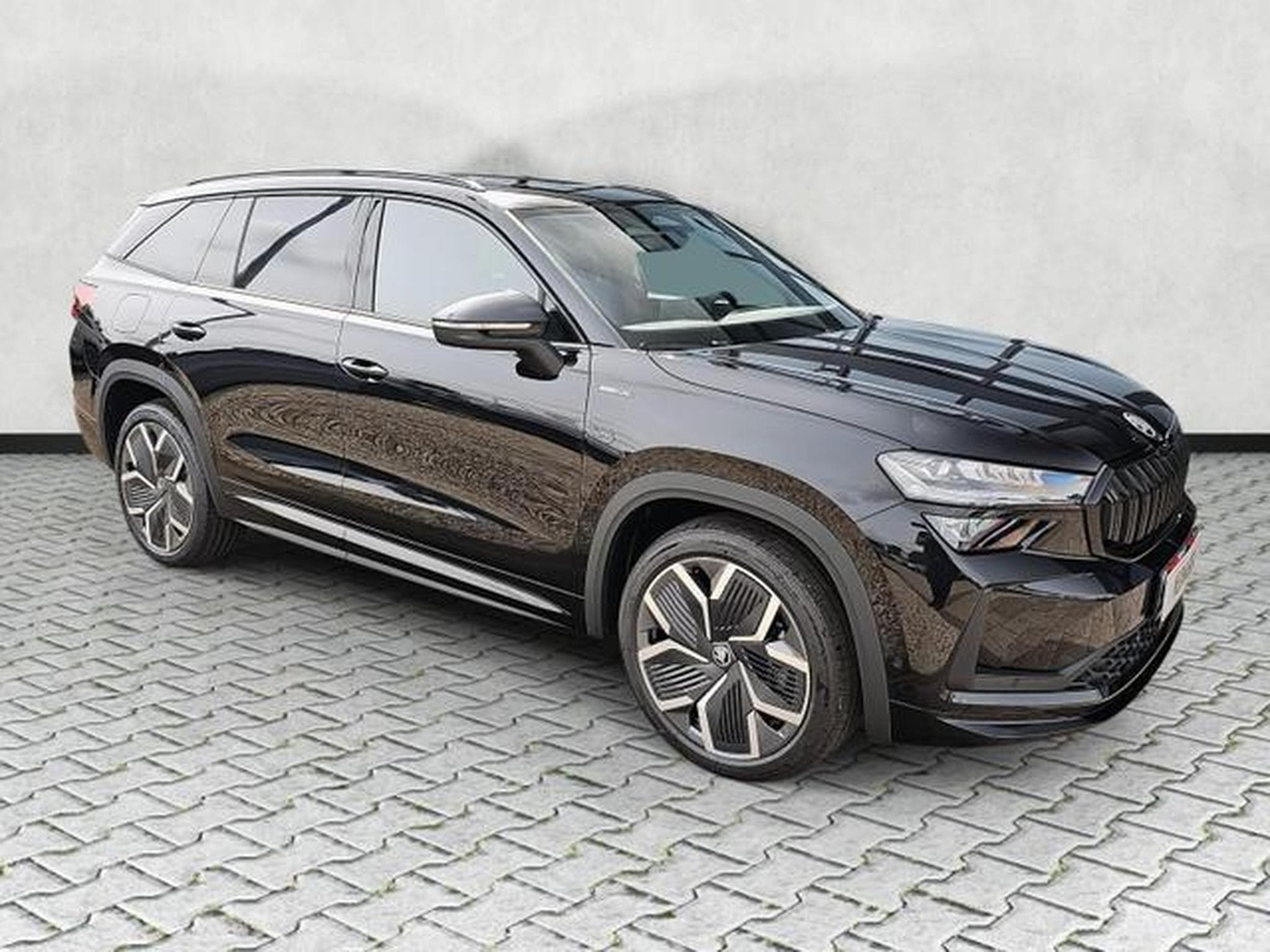 Skoda Kodiaq 1.5 TSI iV 150 kW Sportline (2026) - Foto 1