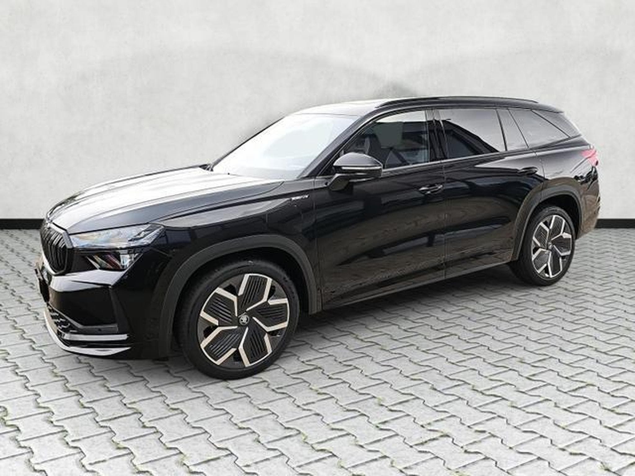 Skoda Kodiaq 1.5 TSI iV 150 kW Sportline (2026) - Foto 3