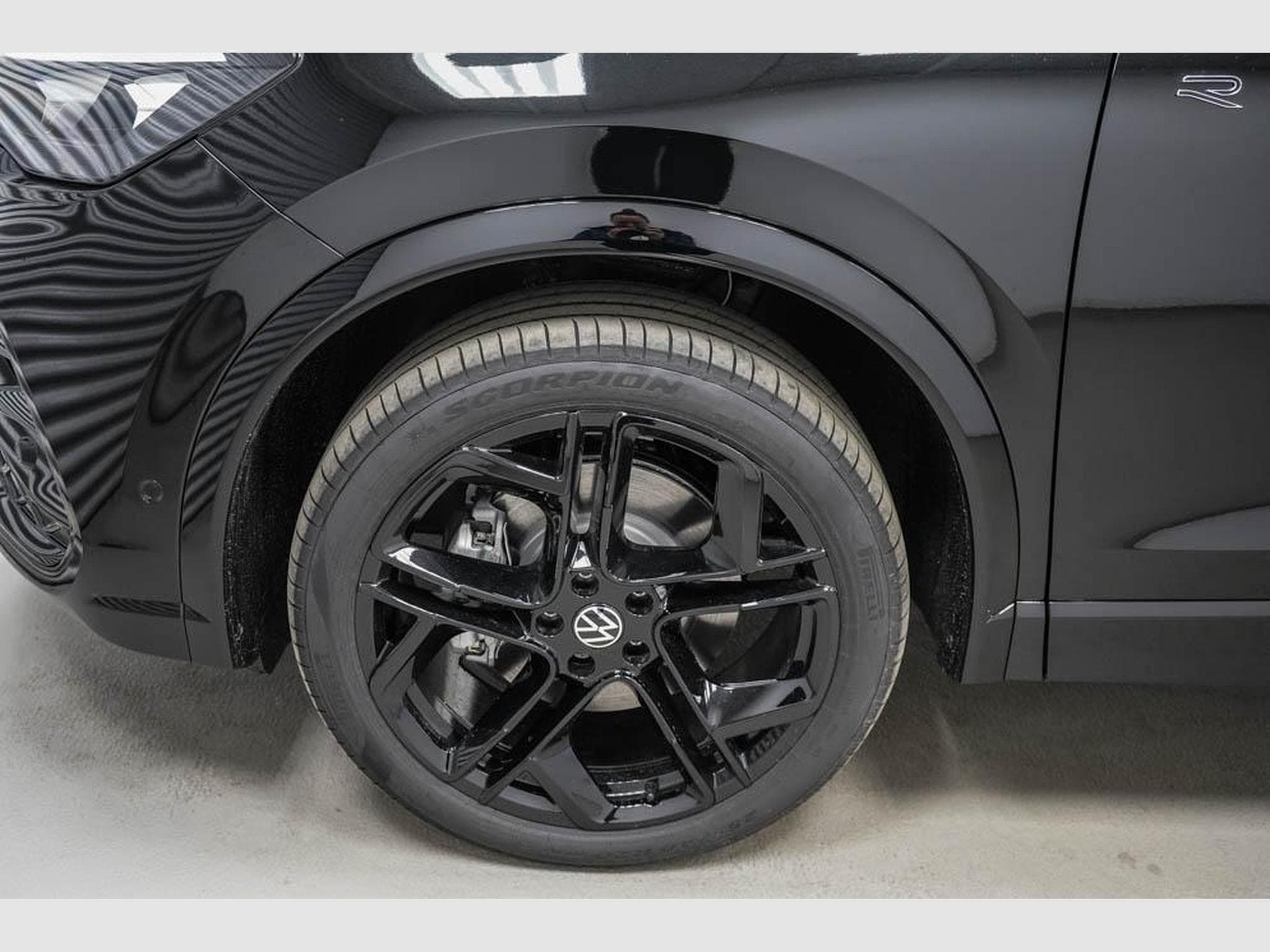 VW Tiguan 2,0 TDI DSG (2025) - Photo 5