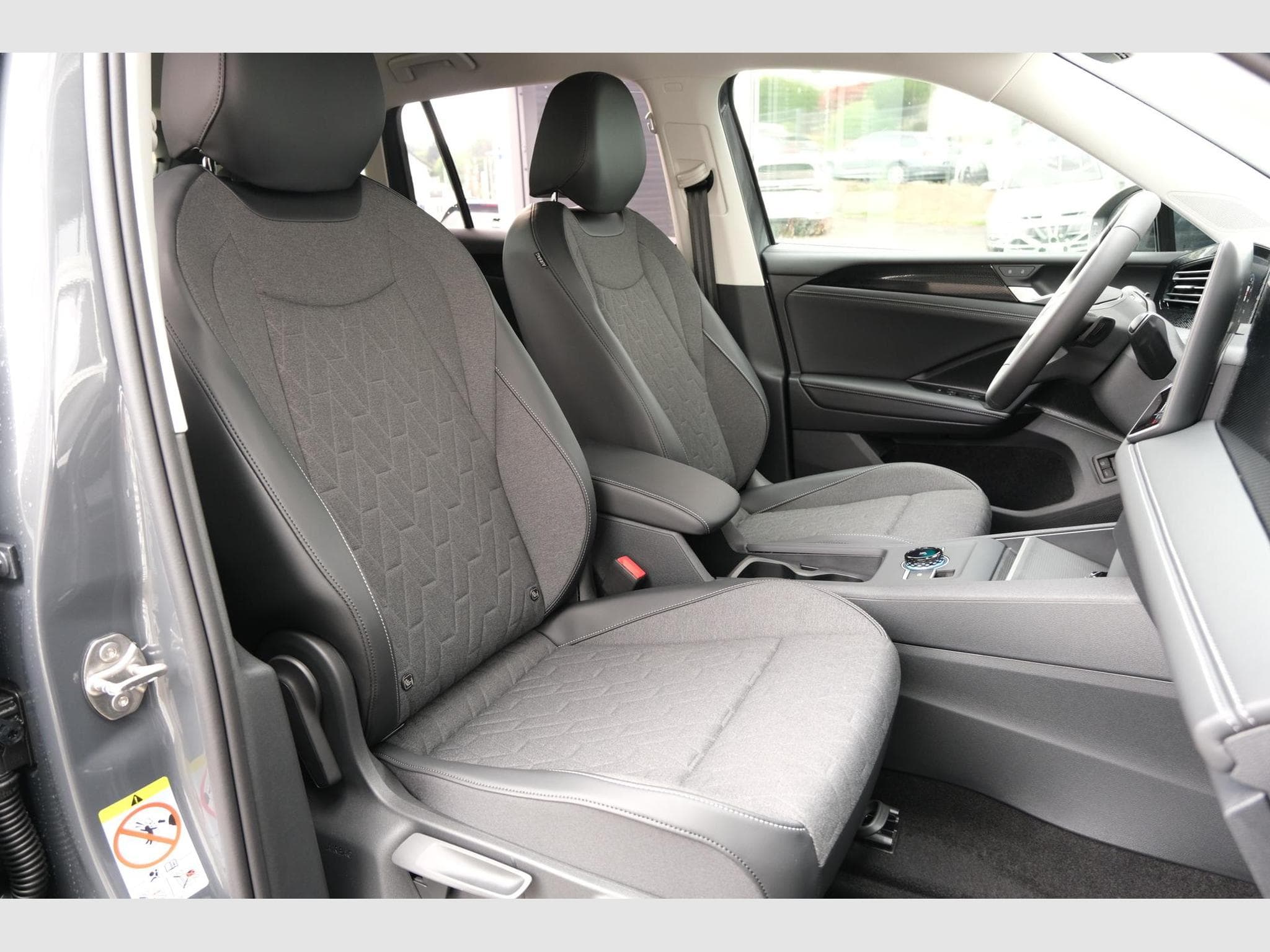 VW Tiguan eHybrid Life DCC (2026) - Foto 22