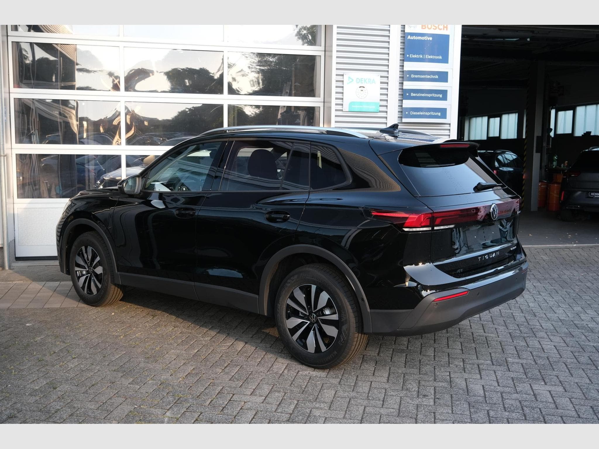 VW Tiguan eHybrid Life DCC (2026) - Foto 19