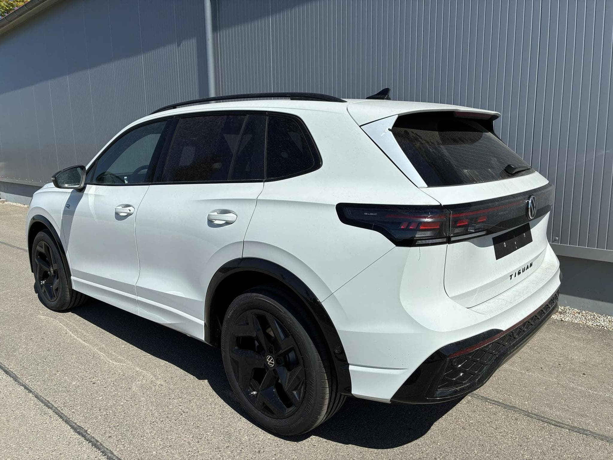 VW Tiguan 2.0 TDI 110 kW R-Line (2026) - Foto 2